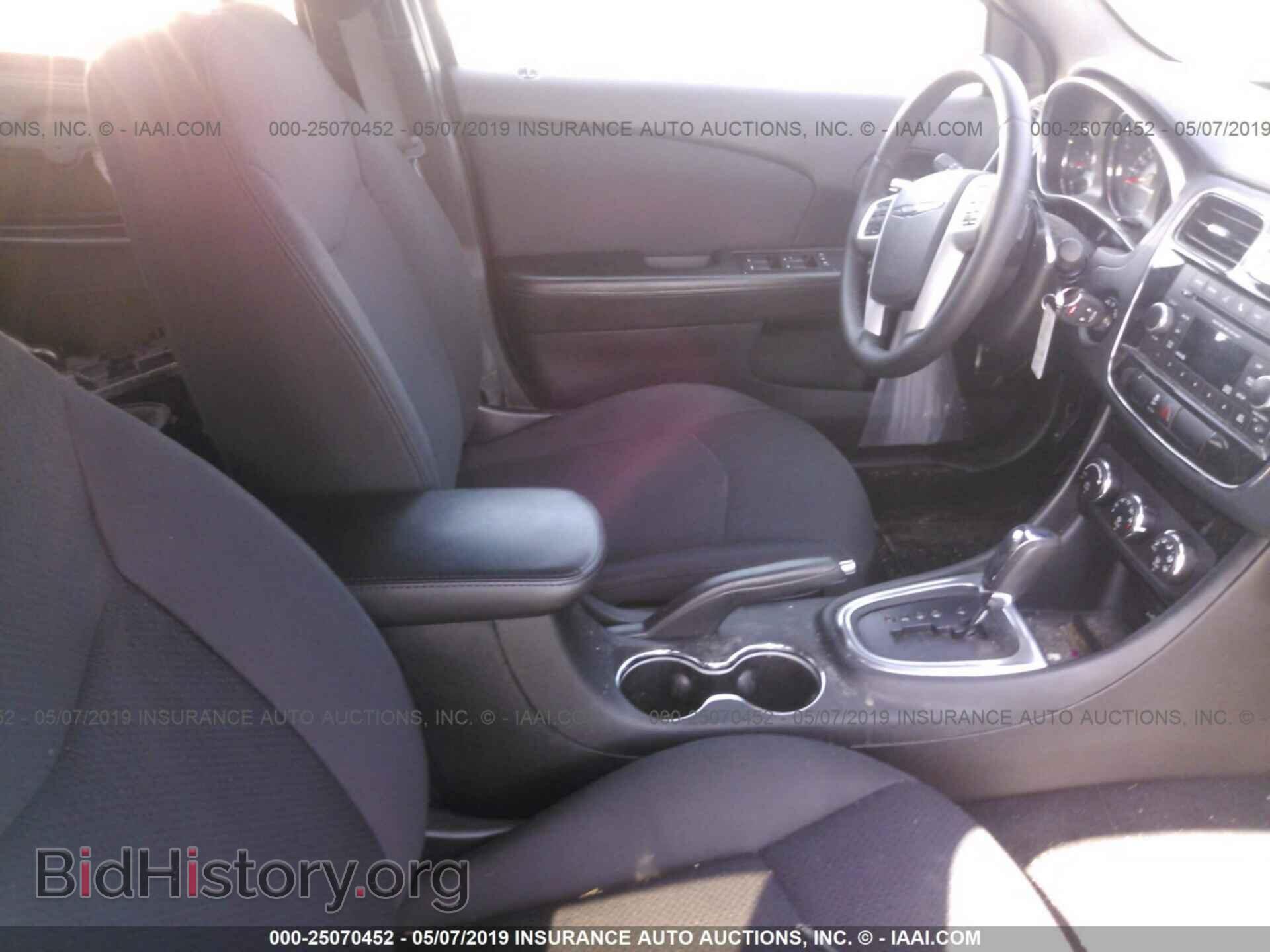 2013 CHRYSLER 200 - VIN: 1C3CCBBB0DN516595 - Photo 5