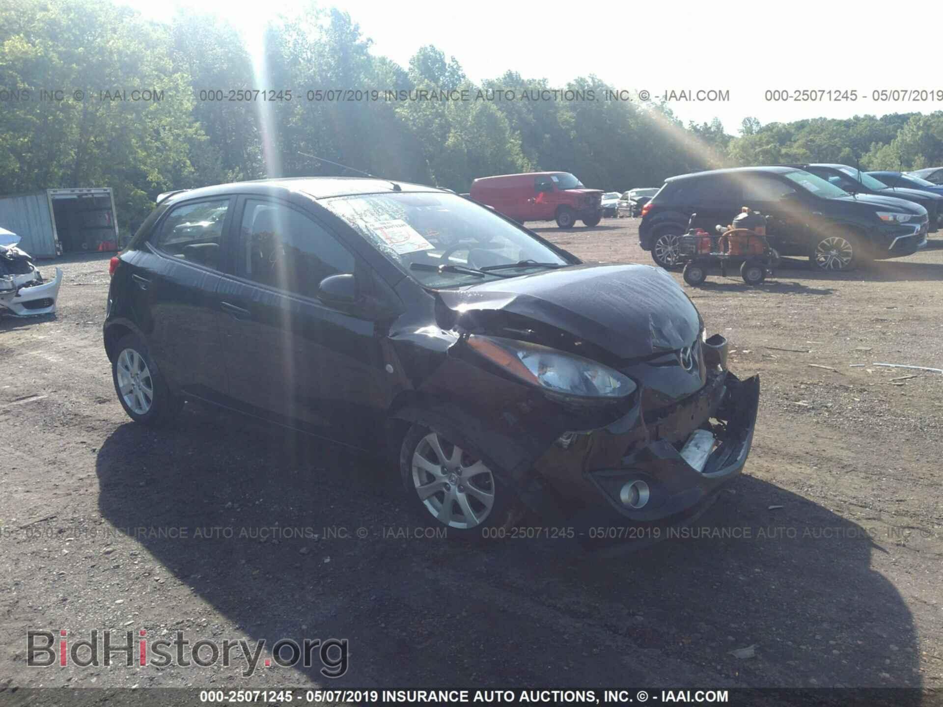 Фотография JM1DE1HZ5B0107527 - MAZDA MAZDA2 2011