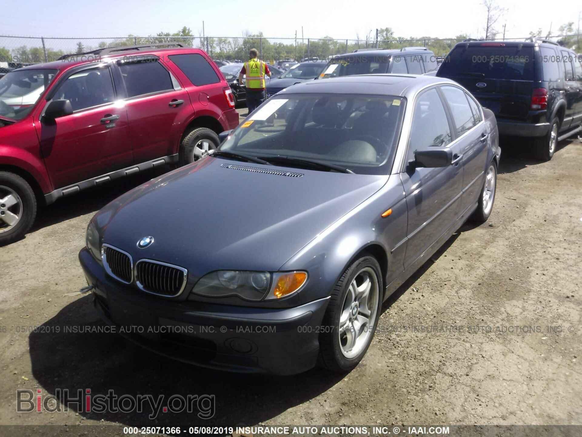 2003 BMW 330 - VIN: WBAEV53423KM03342 - Фото 2