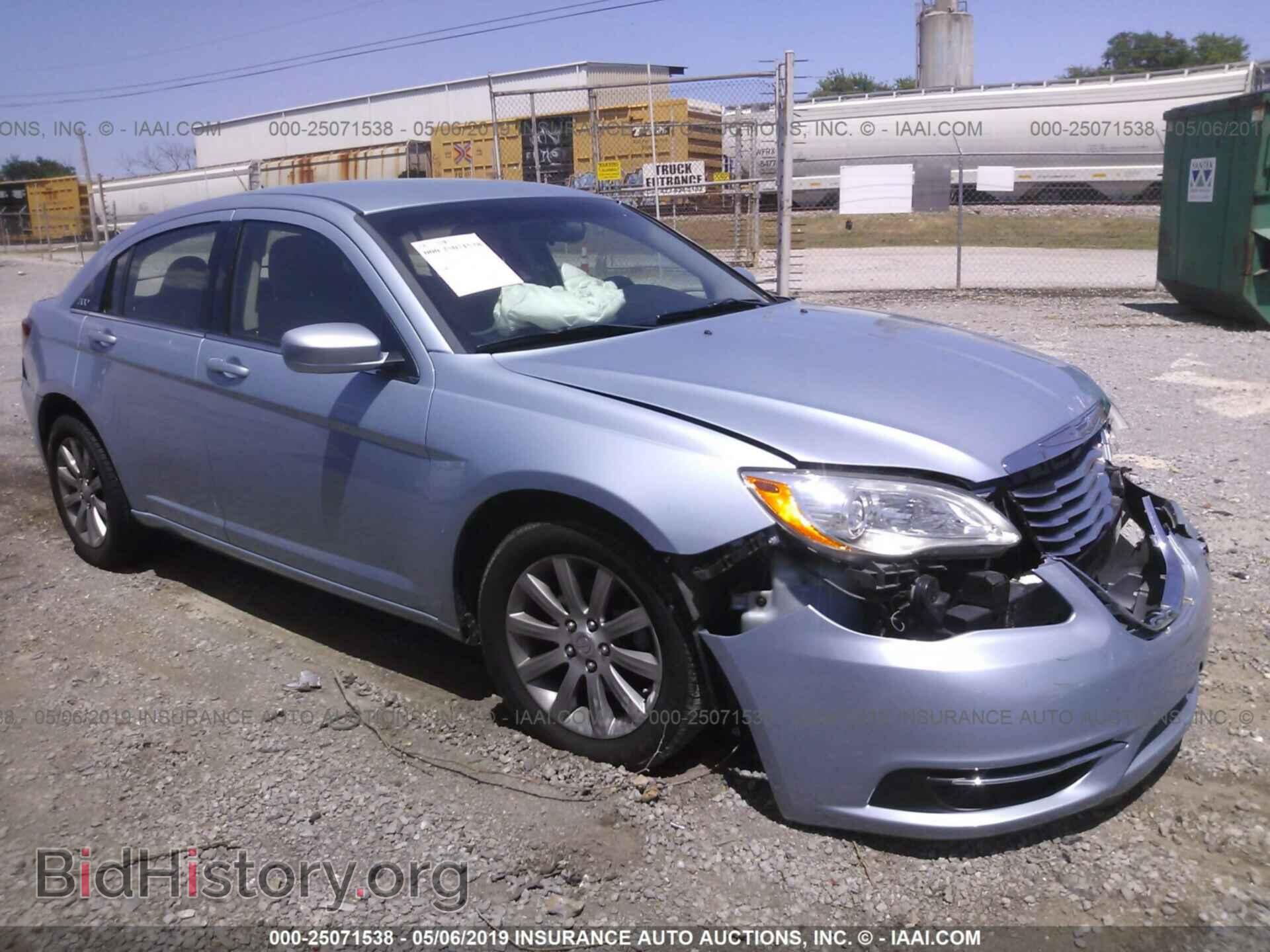 Фотография 1C3CCBBB2CN267585 - CHRYSLER 200 2012