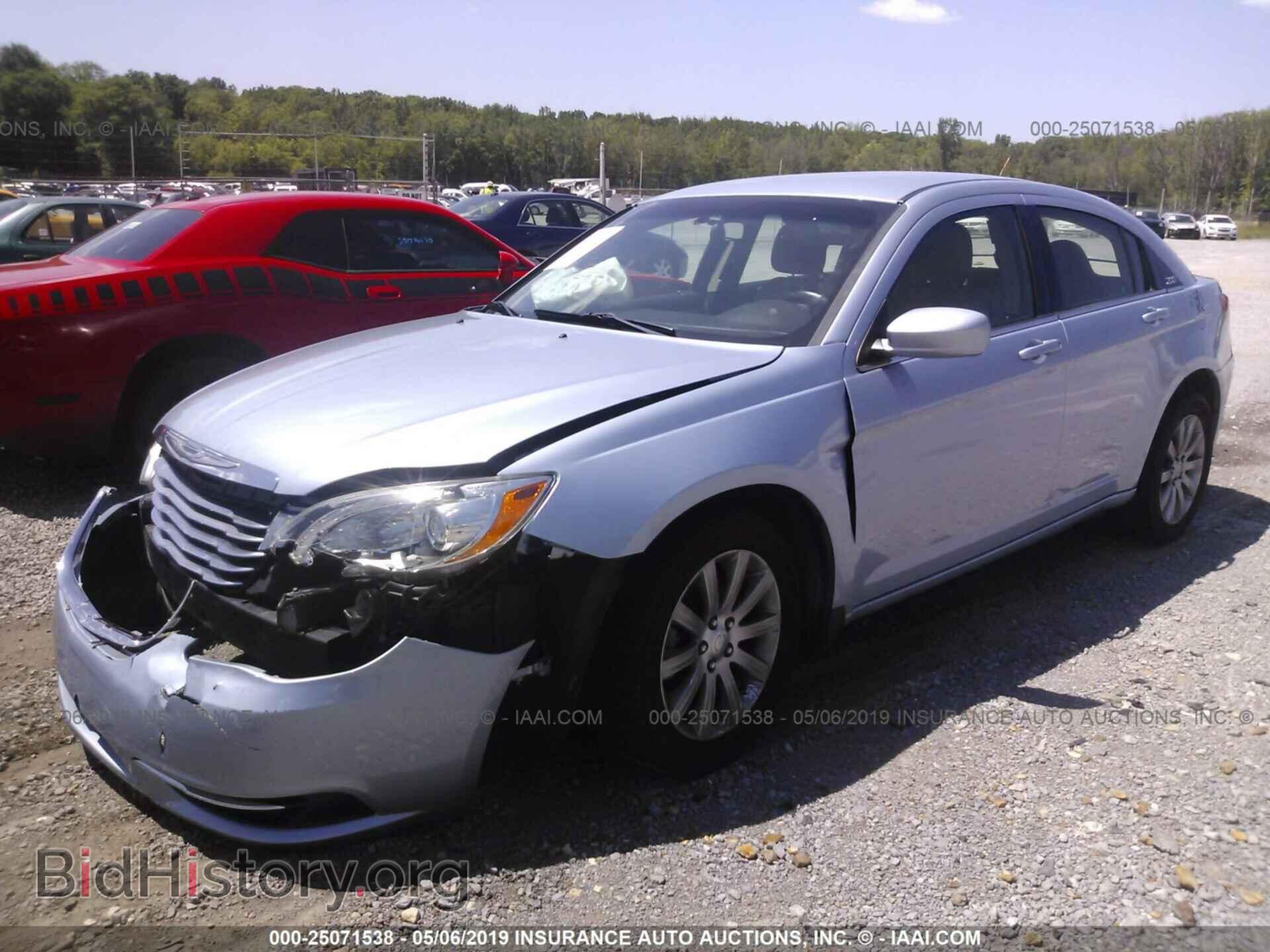 2012 CHRYSLER 200 - VIN: 1C3CCBBB2CN267585 - Photo 2