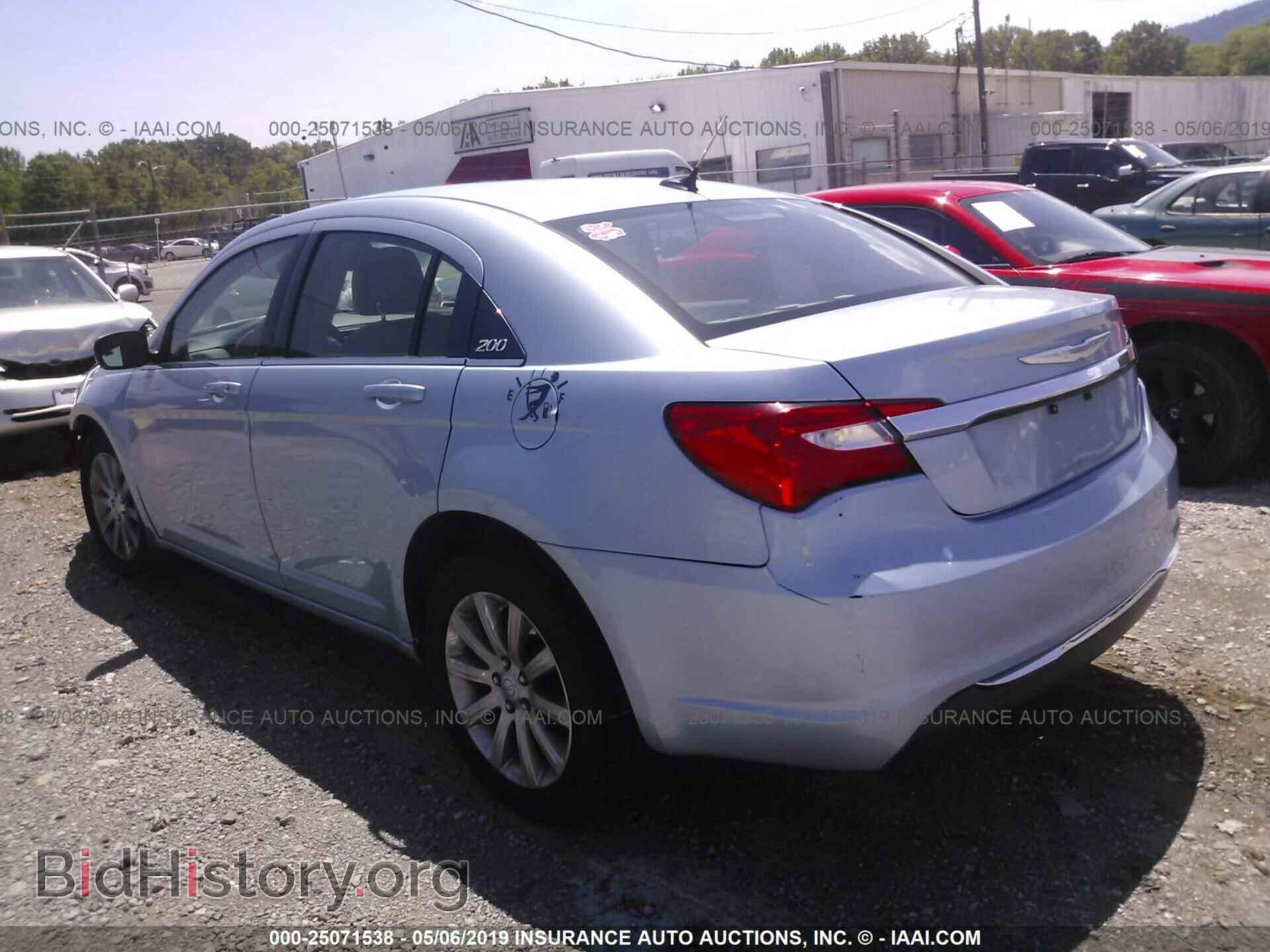 2012 CHRYSLER 200 - VIN: 1C3CCBBB2CN267585 - Photo 3