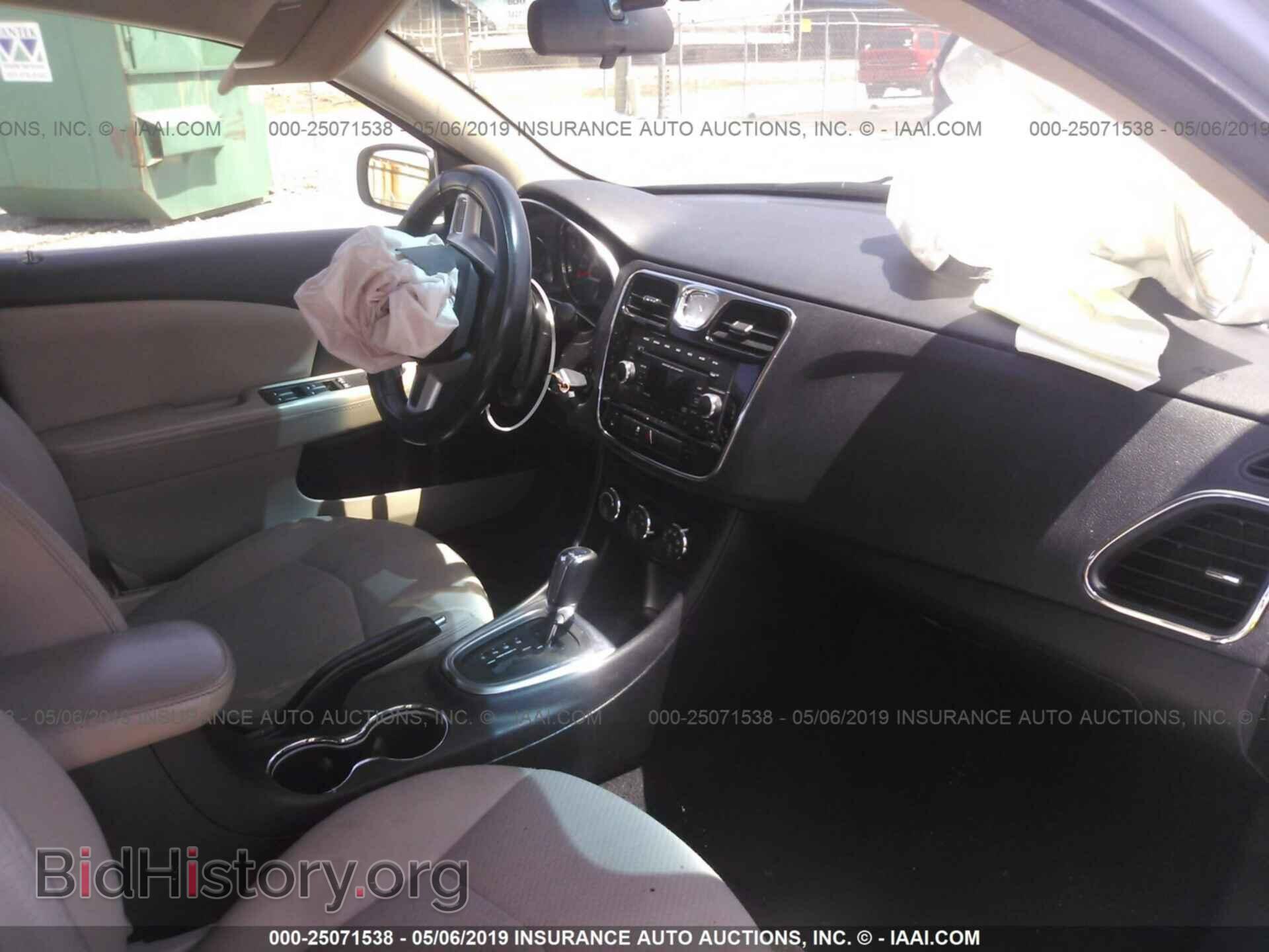 2012 CHRYSLER 200 - VIN: 1C3CCBBB2CN267585 - Photo 5
