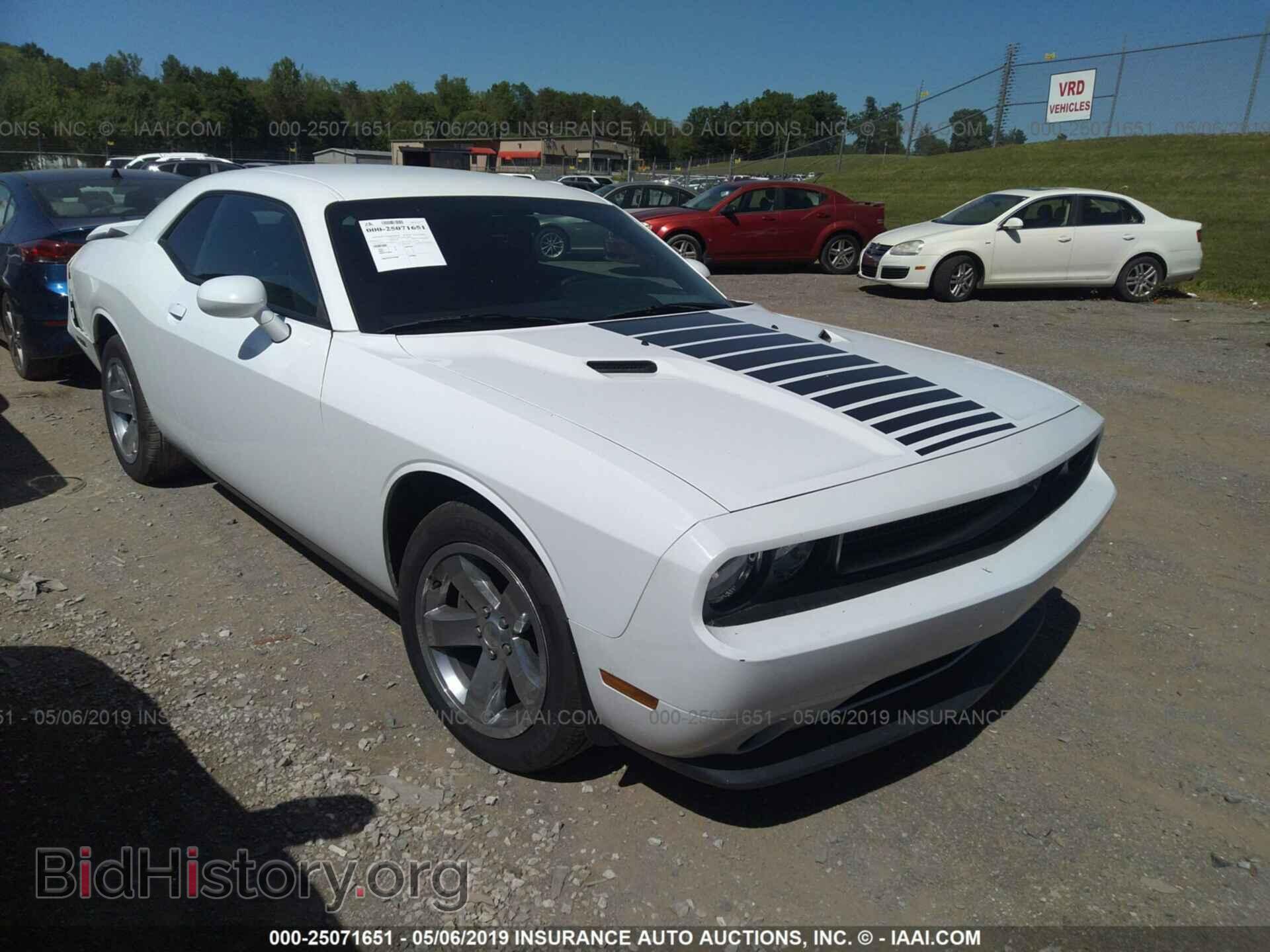Photo 2C3CDYAG5CH206477 - DODGE CHALLENGER 2012
