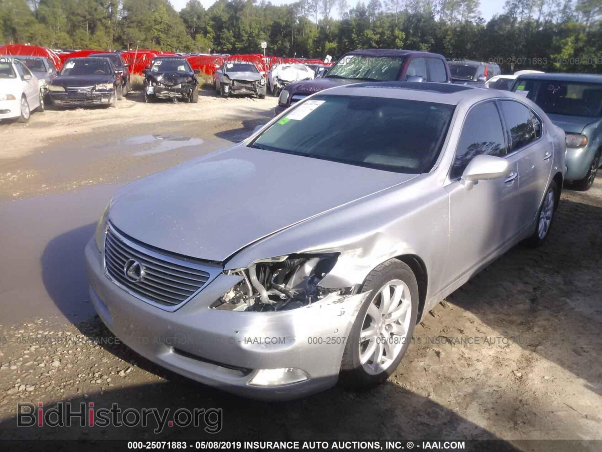 2009 LEXUS LS - VIN: JTHBL46F795089759 - Фото 2