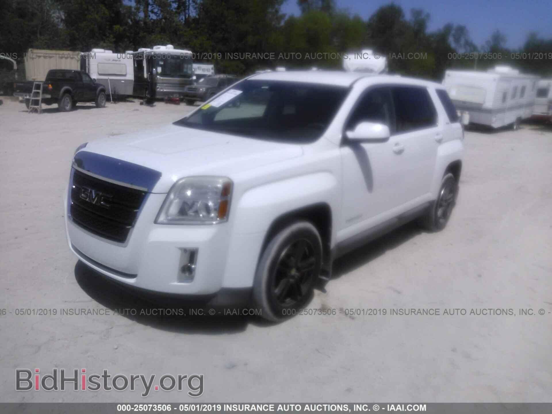 2011 GMC TERRAIN - VIN: 2CTFLREC4B6467879 - Фото 2