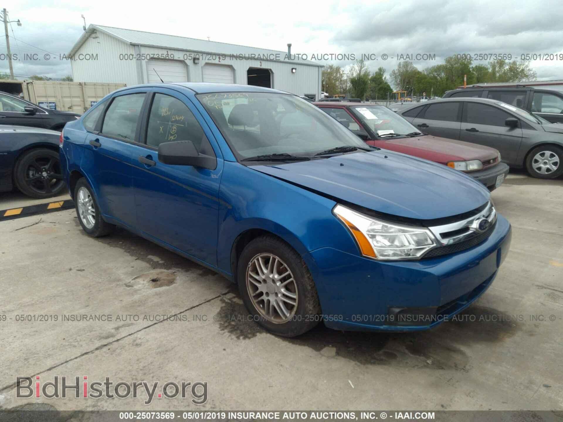 Photo 1FAHP3FN1BW101959 - FORD FOCUS 2011