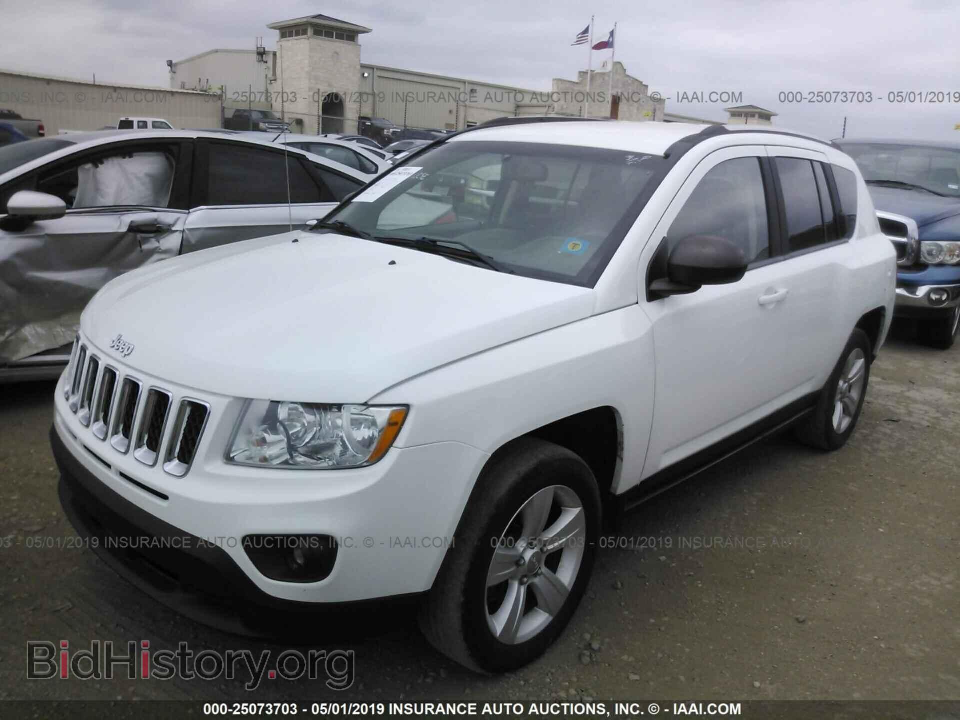 2013 JEEP COMPASS - VIN: 1C4NJDBB7DD245563 - Фото 2