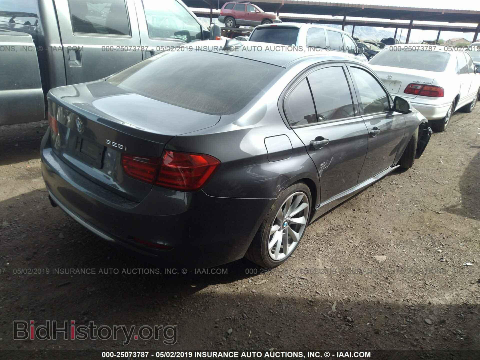 2012 BMW 328 - VIN: WBA3A5C58CF258103 - Фото 4