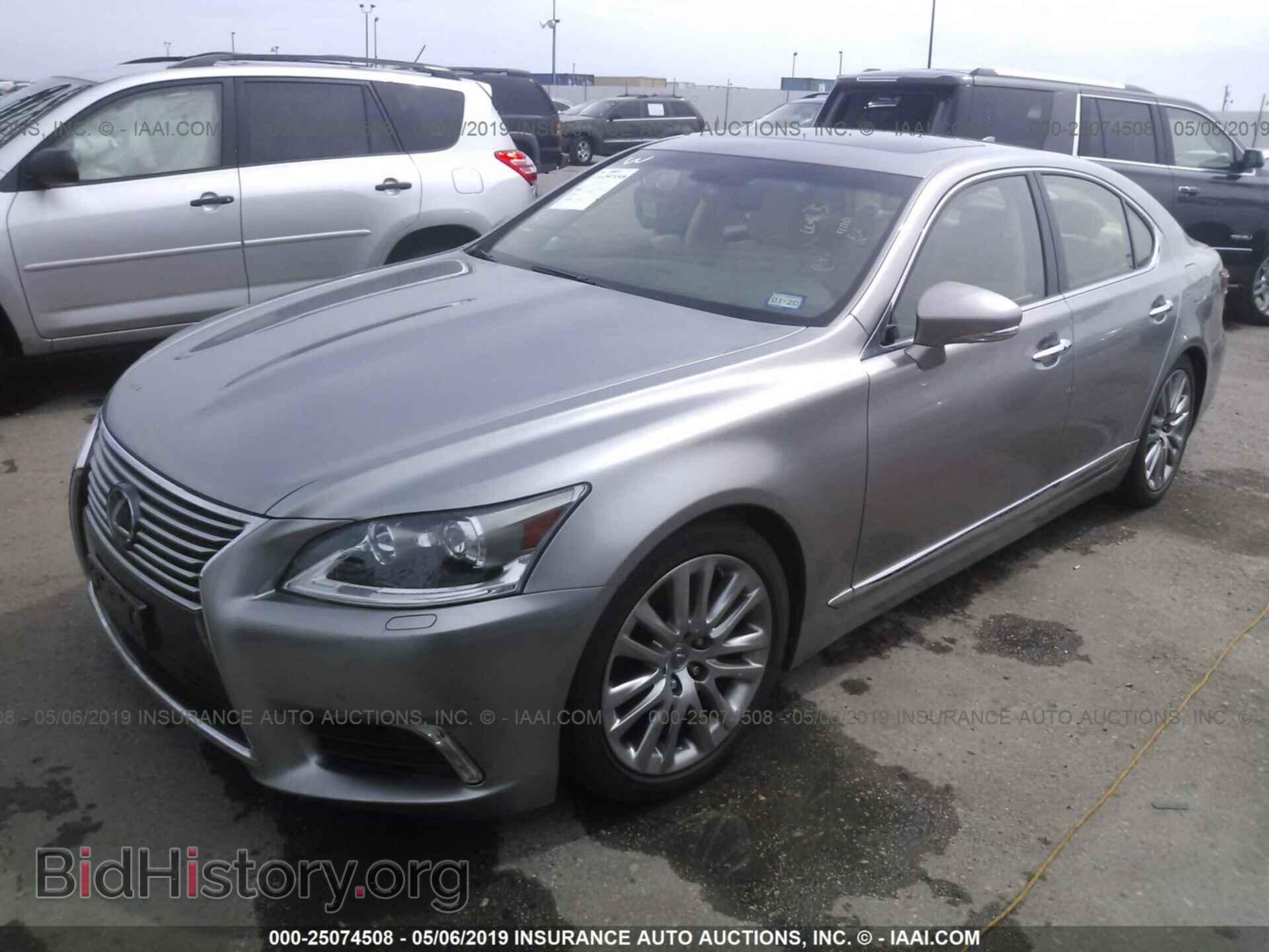 2017 LEXUS LS - VIN: JTHBL5EF9H5144797 - Photo 2