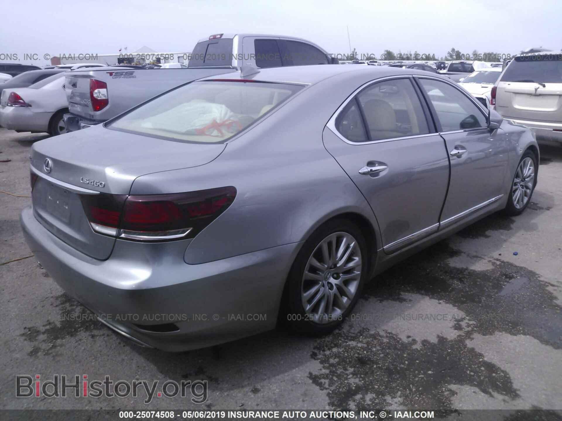 2017 LEXUS LS - VIN: JTHBL5EF9H5144797 - Photo 4