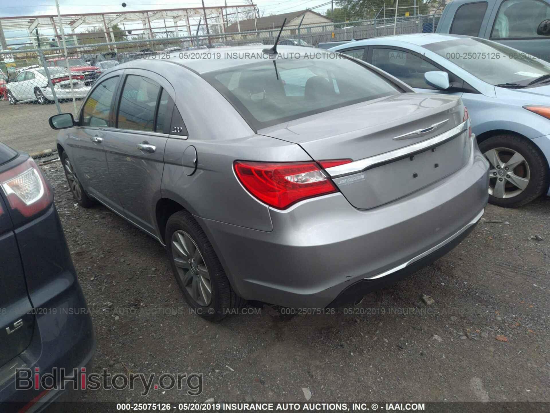 2013 CHRYSLER 200 - VIN: 1C3CCBCG6DN575435 - Photo 3