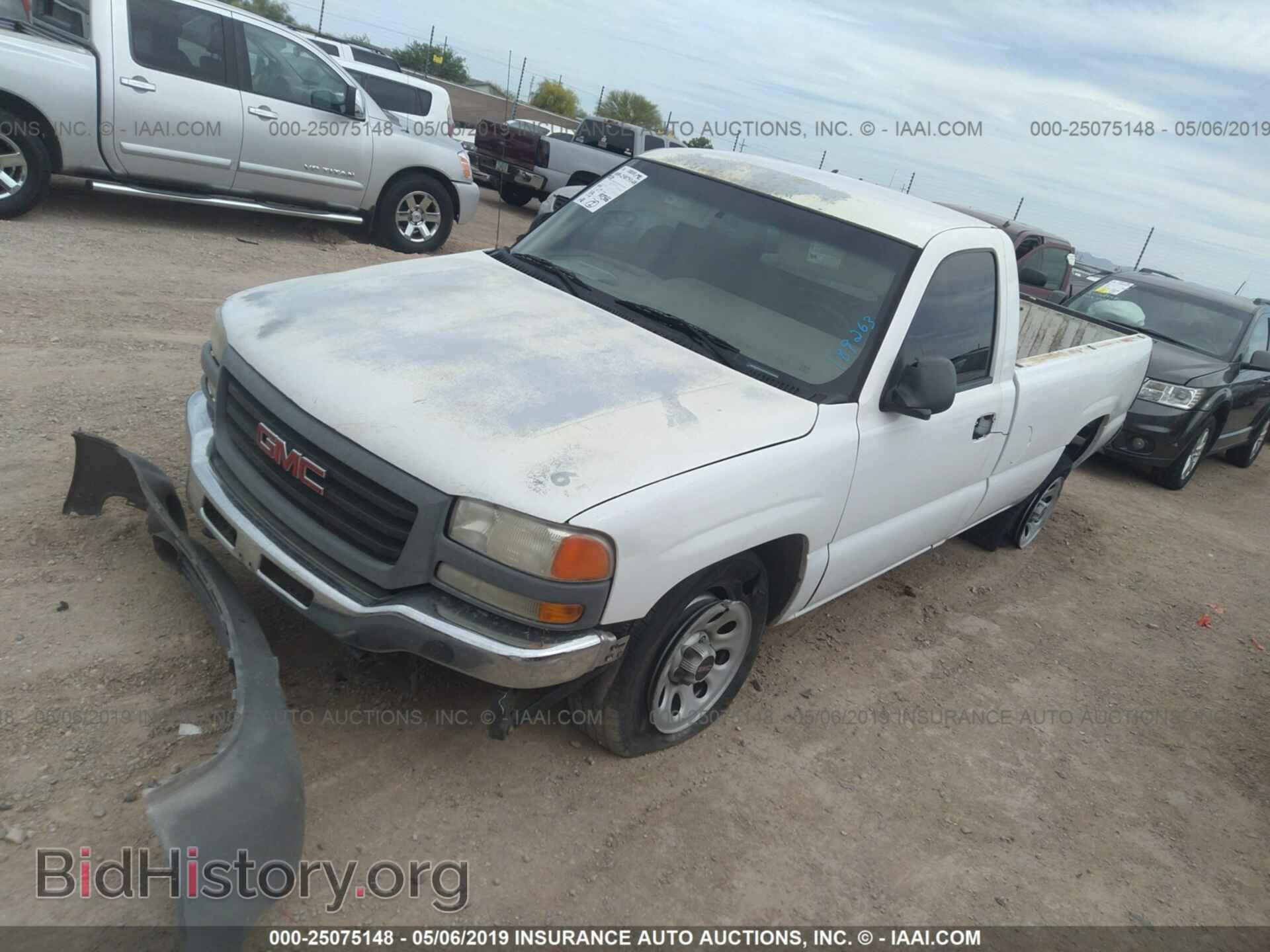 2007 GMC NEW SIERRA - VIN: 1GTEC14V17E189263 - Фото 2