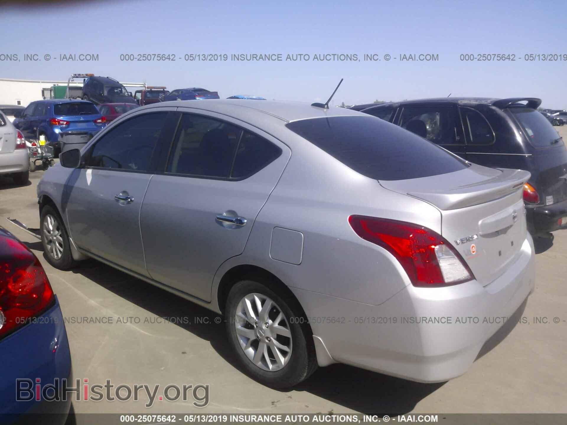 2017 NISSAN VERSA - VIN: 3N1CN7AP4HL867812 - Фото 3