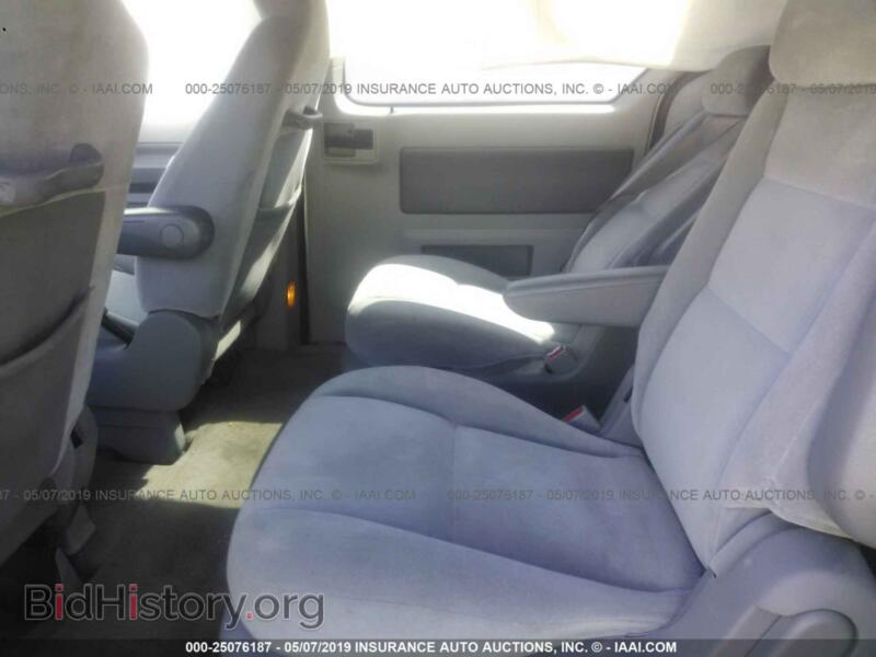 2004 Ford FREESTAR (VIN 2FMDA57674BA38136) — фото 8 из 10