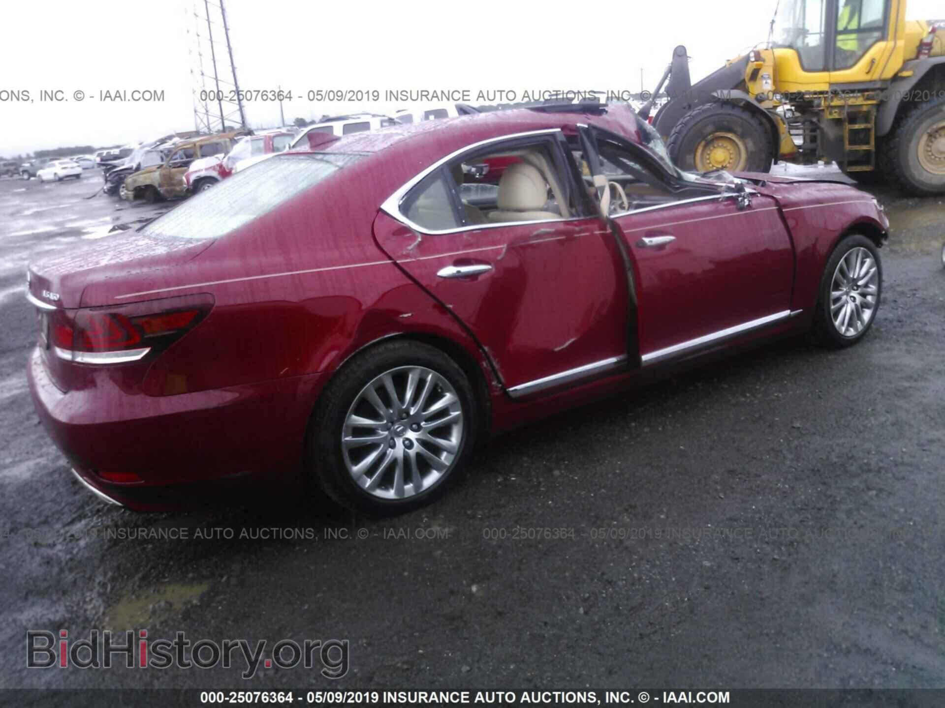 2015 LEXUS LS - VIN: JTHBL5EF8F5134310 - Photo 4