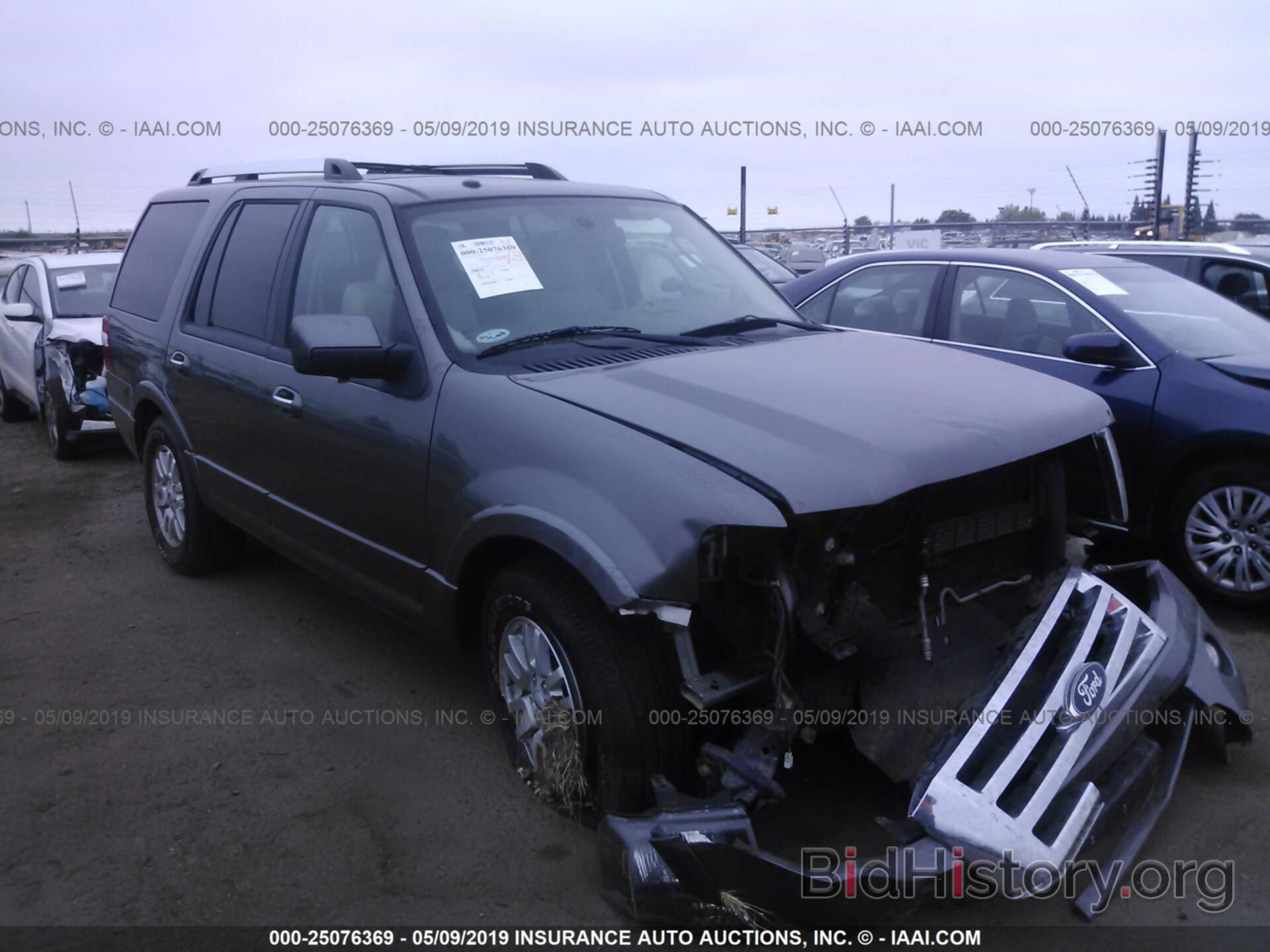 Photo 1FMJU2A53DEF66818 - FORD EXPEDITION 2013