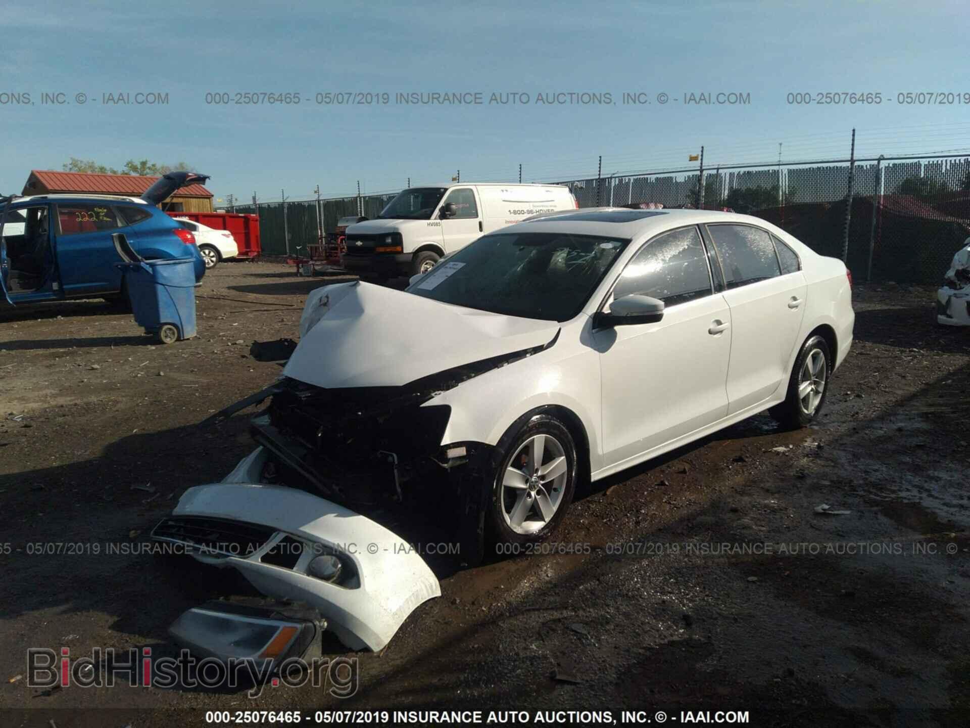 2014 VOLKSWAGEN JETTA - VIN: 3VWL07AJ3EM318581 - Фото 2