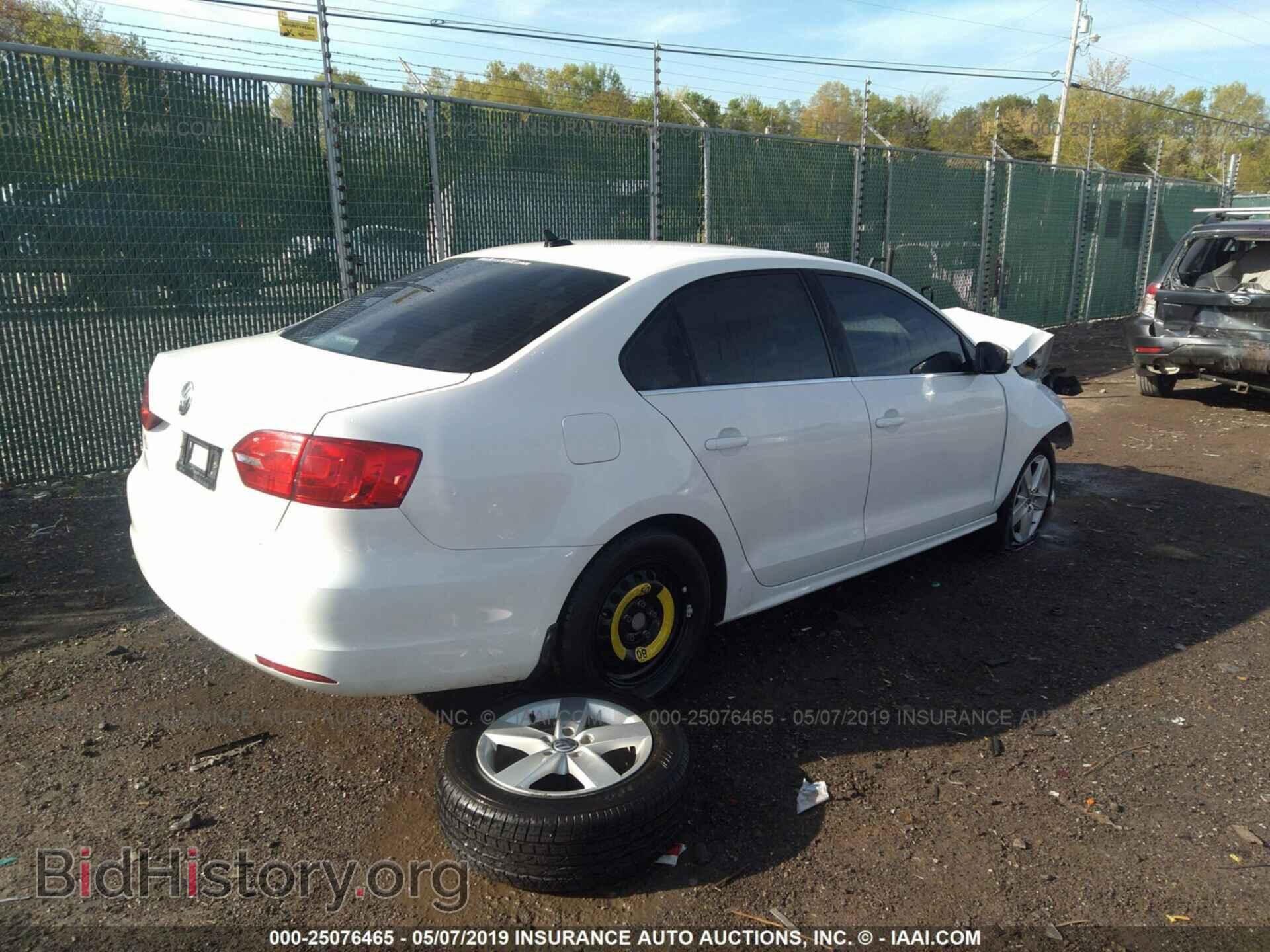 2014 VOLKSWAGEN JETTA - VIN: 3VWL07AJ3EM318581 - Фото 4