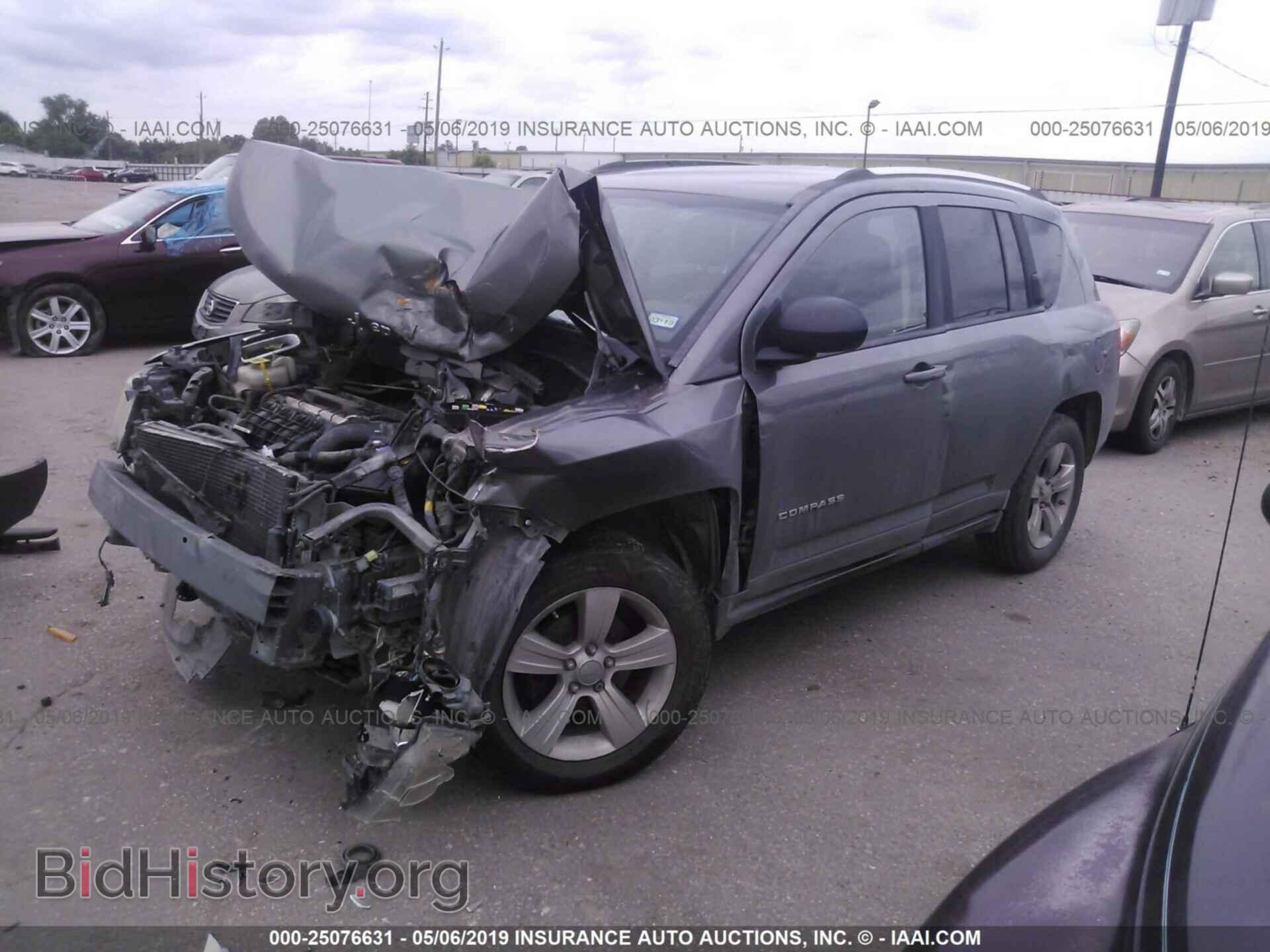 2011 JEEP COMPASS - VIN: 1J4NT1FB1BD288077 - Фото 2