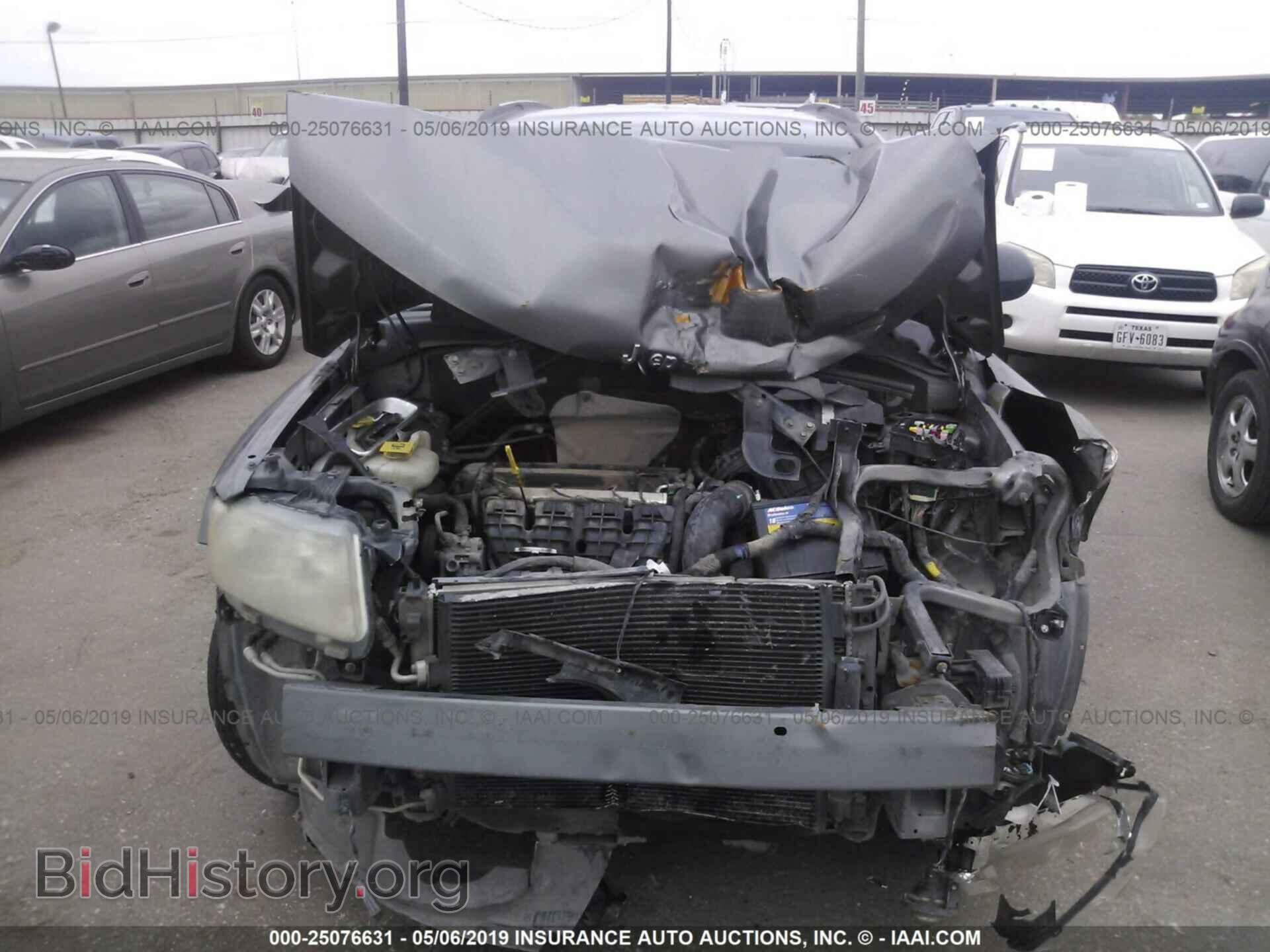 2011 JEEP COMPASS - VIN: 1J4NT1FB1BD288077 - Фото 6