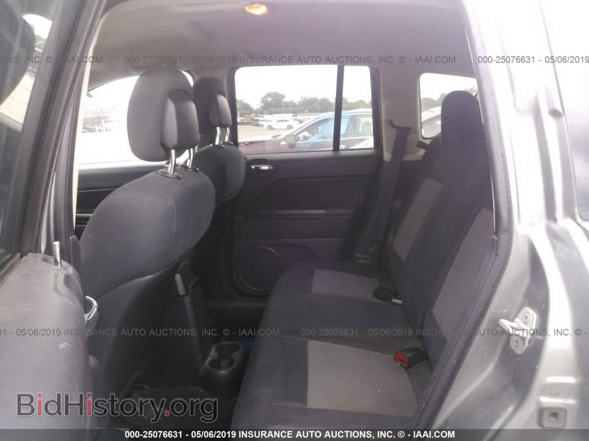 2011 JEEP COMPASS - VIN: 1J4NT1FB1BD288077 - Фото 8