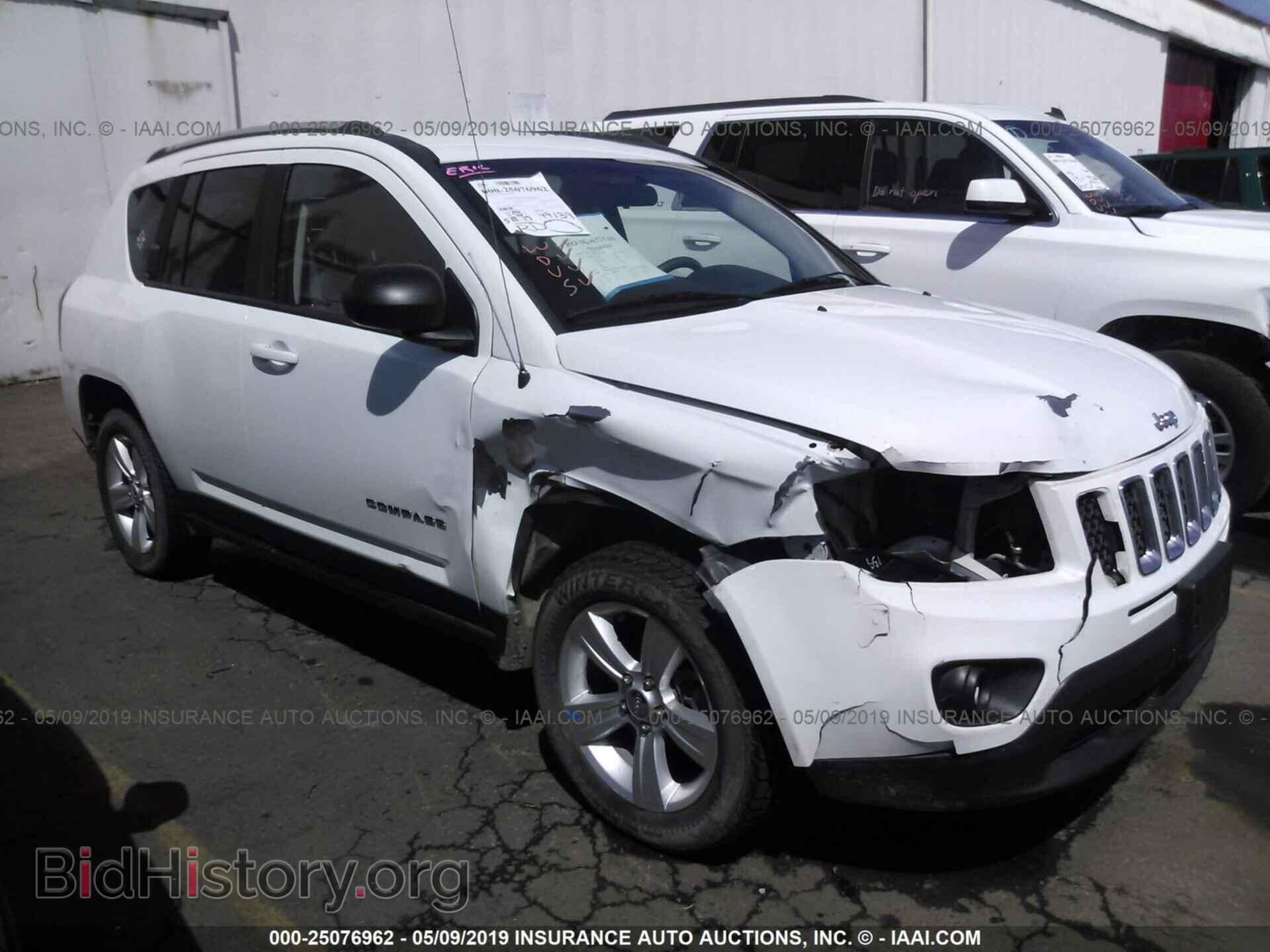 Фотография 1C4NJDBB4FD225807 - JEEP COMPASS 2015