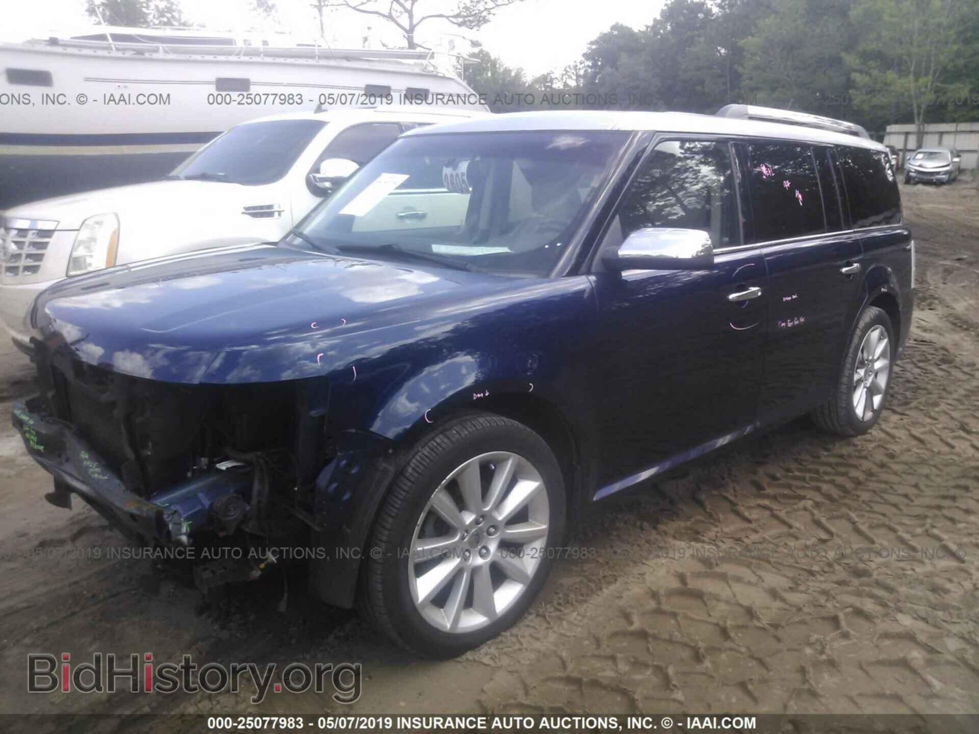 2011 FORD FLEX - VIN: 2FMGK5DC7BBD32573 - Photo 2