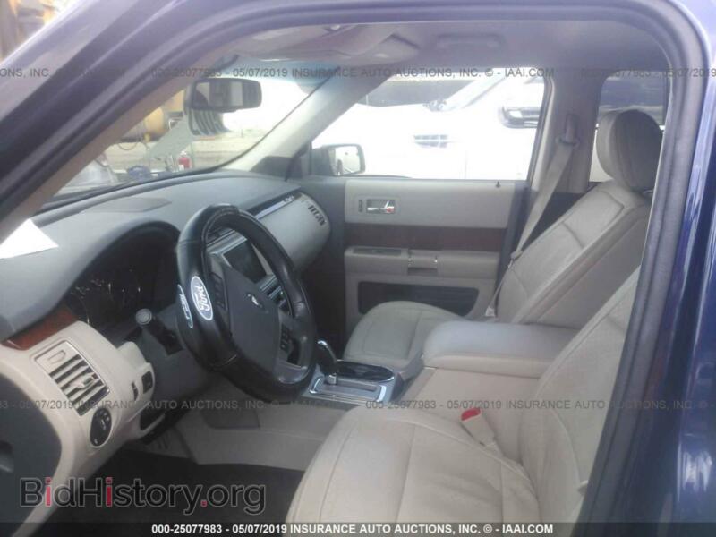 2011 Ford FLEX (VIN 2FMGK5DC7BBD32573) — photo 5 of 10
