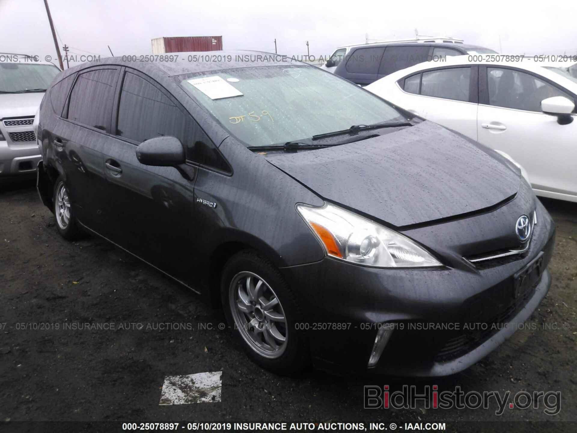 Фотография JTDZN3EU3C3128998 - TOYOTA PRIUS V 2012