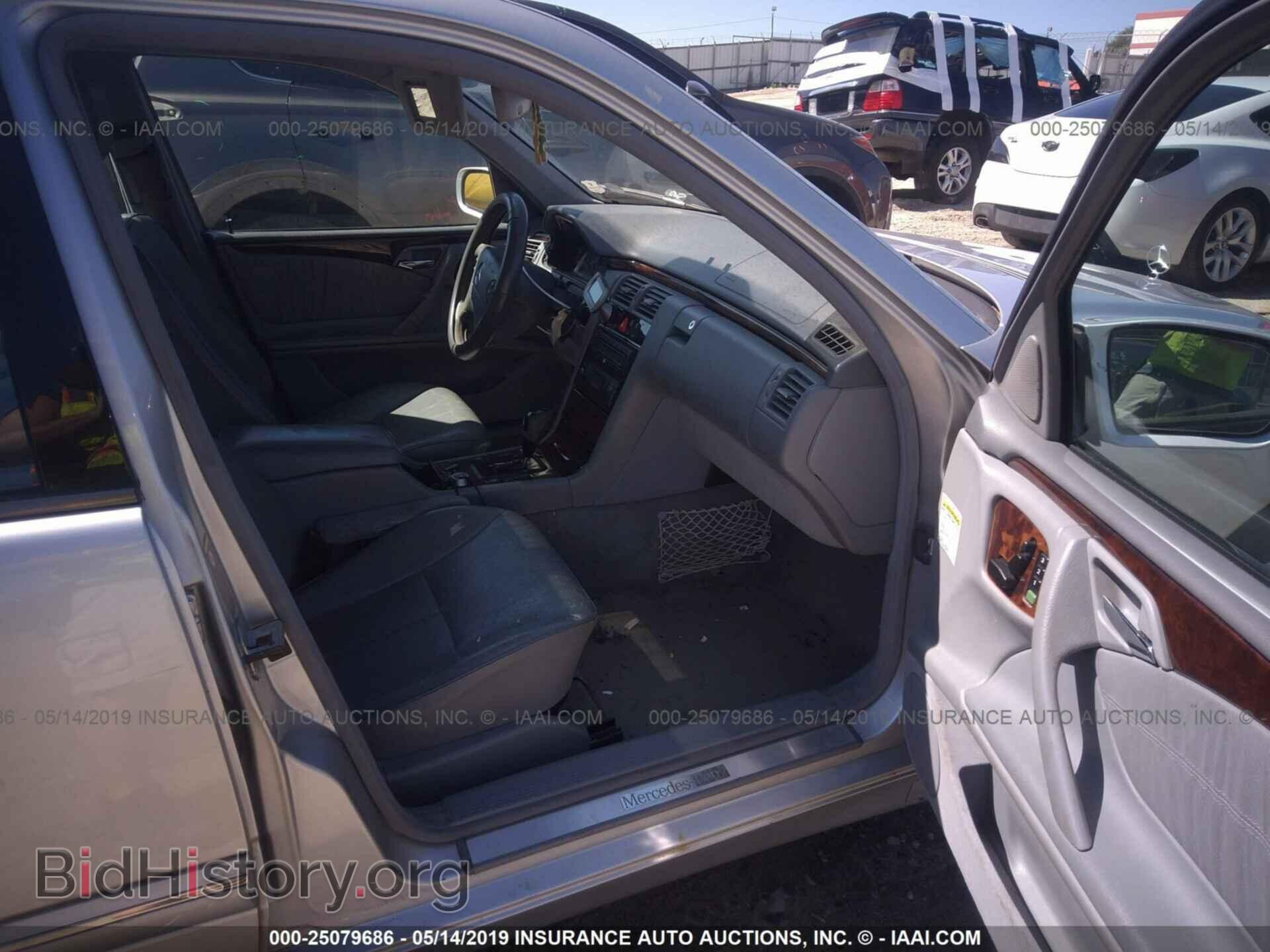 2001 MERCEDES-BENZ E - VIN: WDBJF65J91B289844 - Photo 5