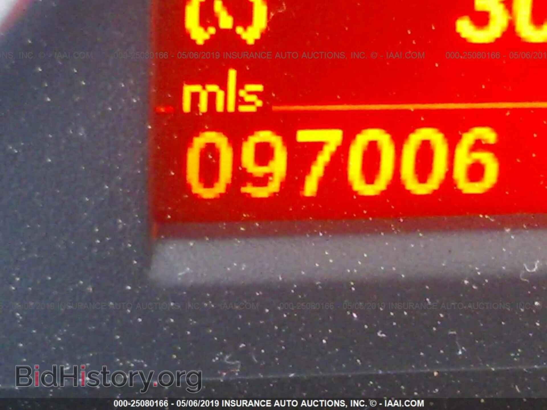 2010 BMW 335 - VIN: WBAWC7C58AE271326 - Фото 7