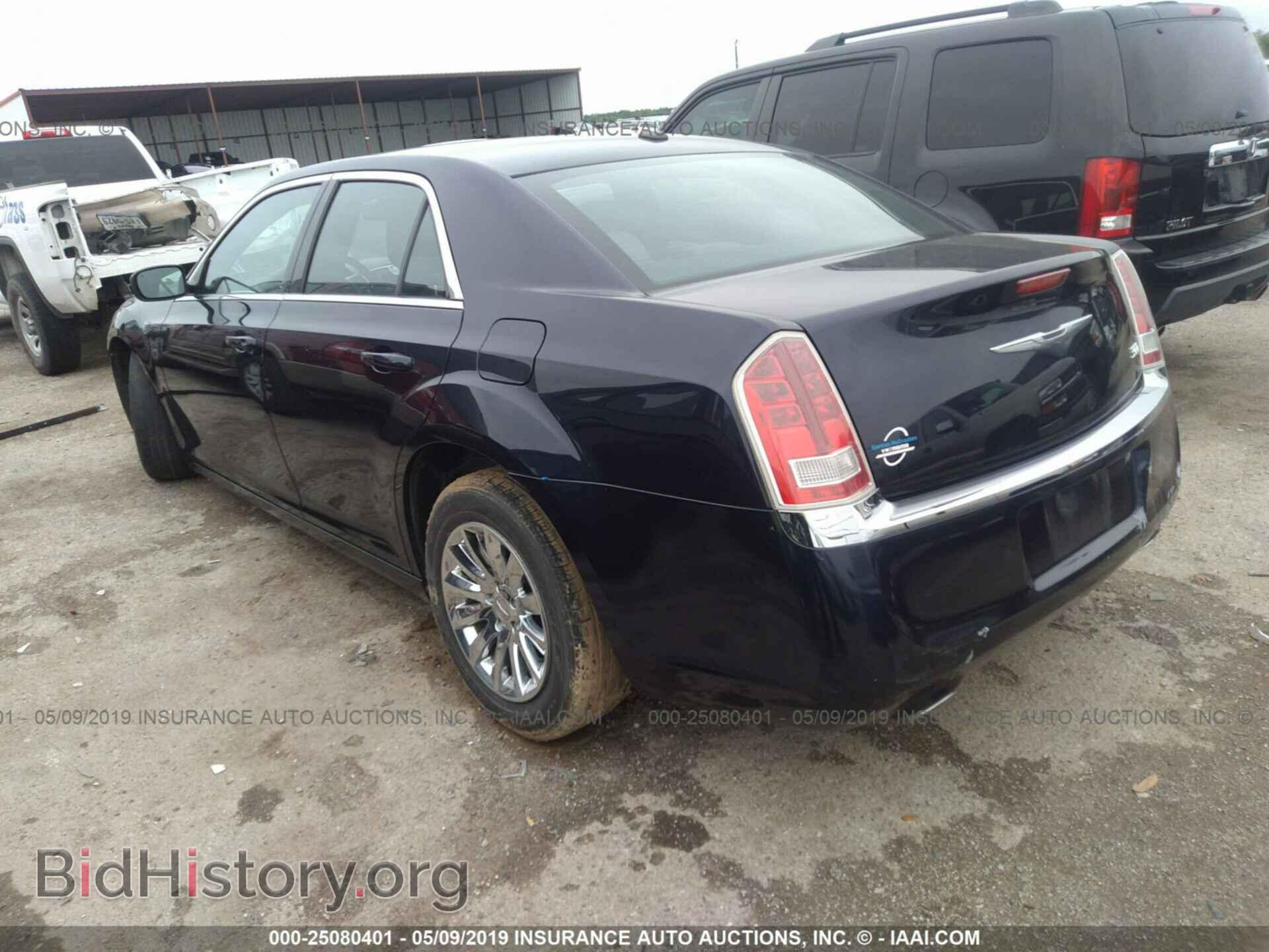 2012 CHRYSLER 300 - VIN: 2C3CCAAG1CH261440 - Фото 3