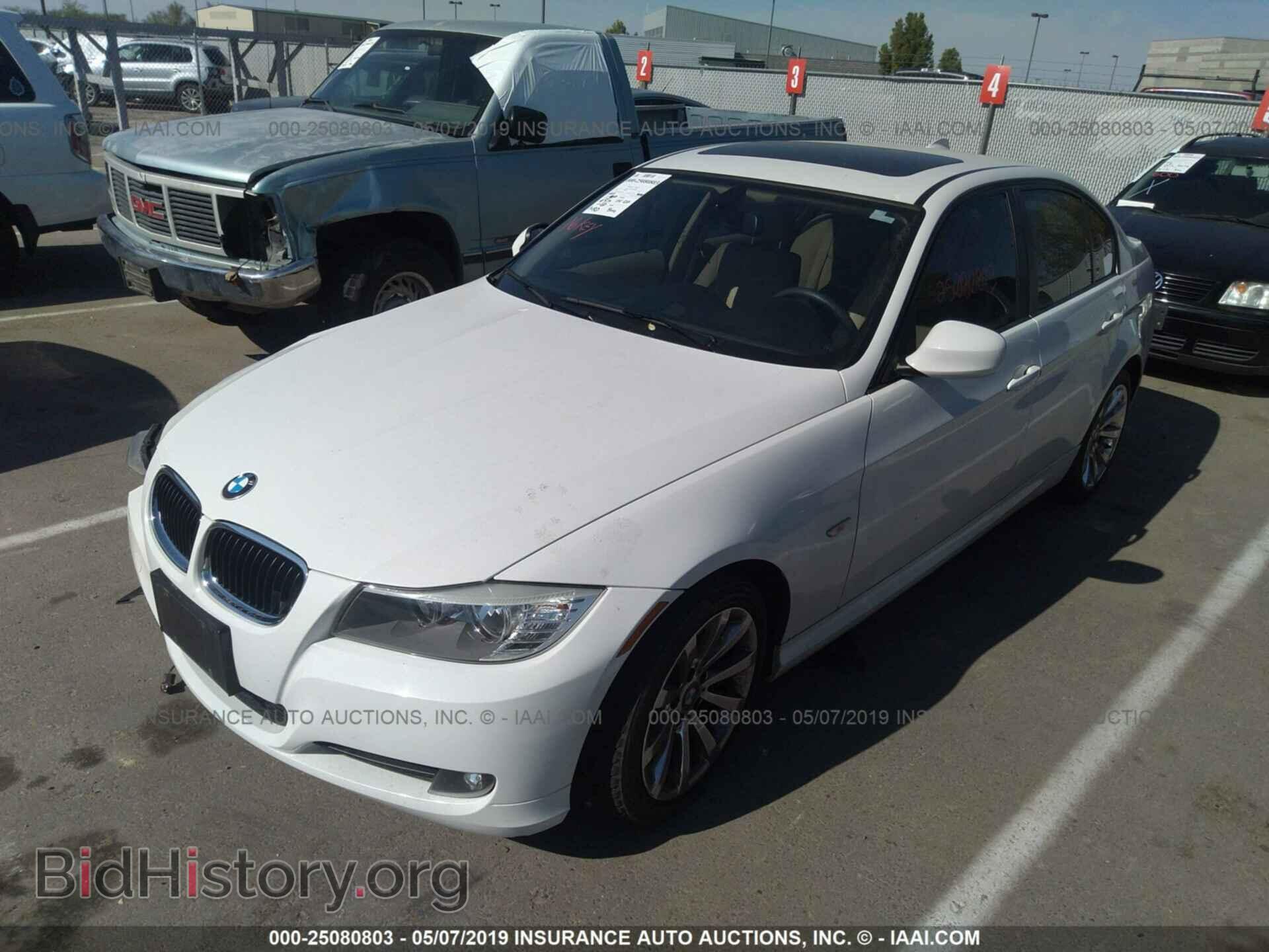 2011 BMW 328 - VIN: WBAPH5G51BNM71468 - Фото 2