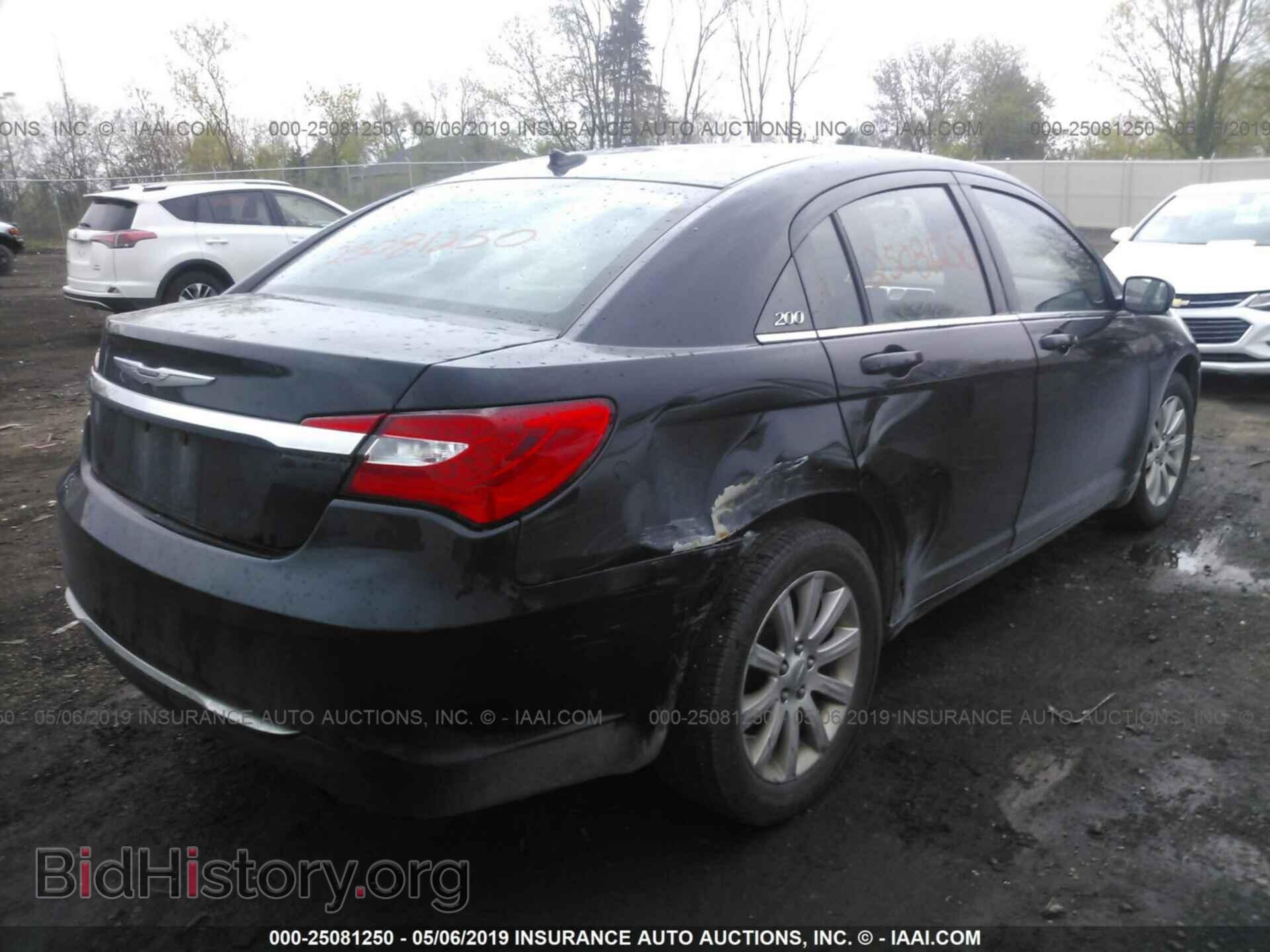 2011 CHRYSLER 200 - VIN: 1C3BC1FB8BN625657 - Фото 4