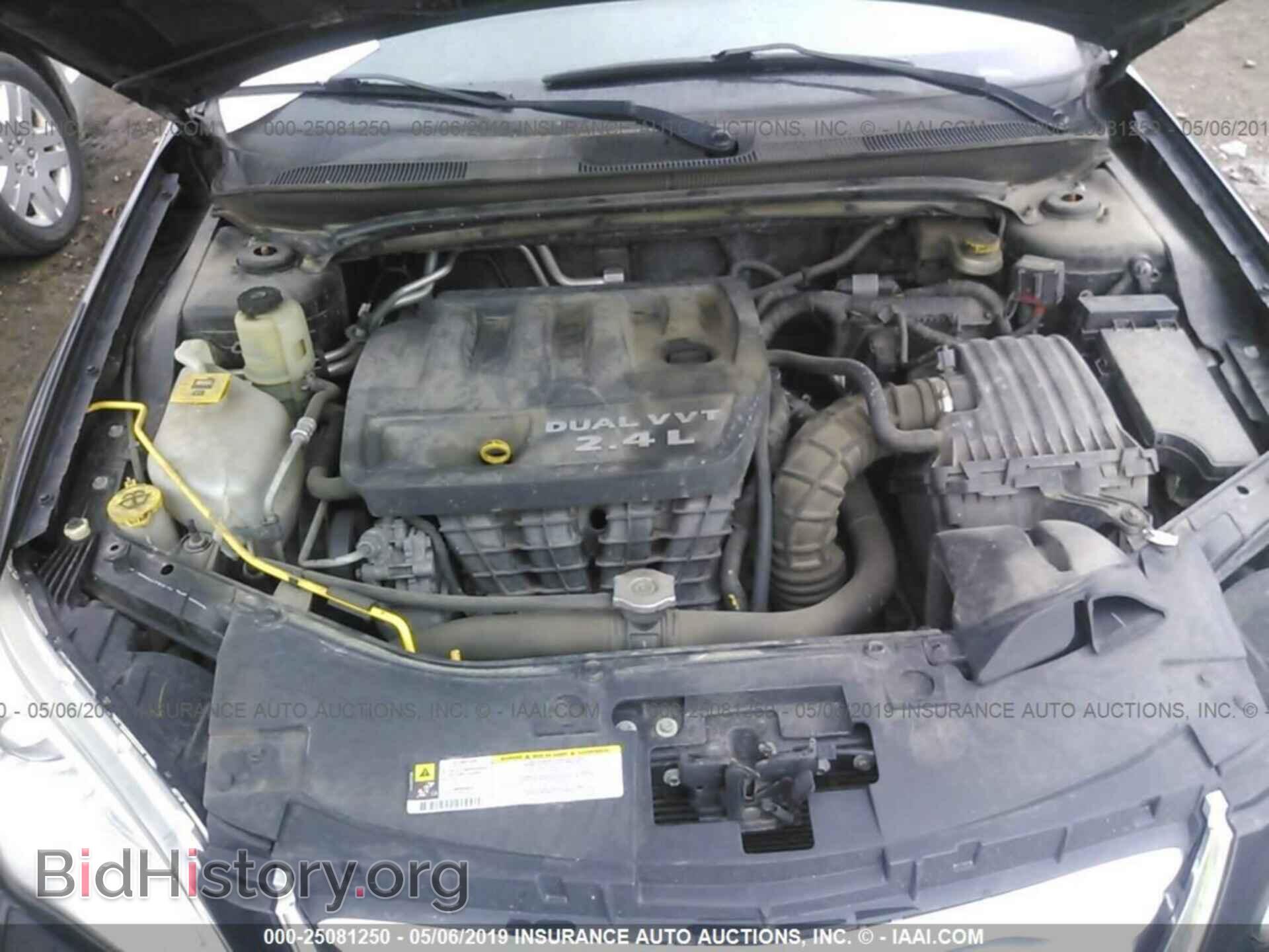 2011 CHRYSLER 200 - VIN: 1C3BC1FB8BN625657 - Фото 10