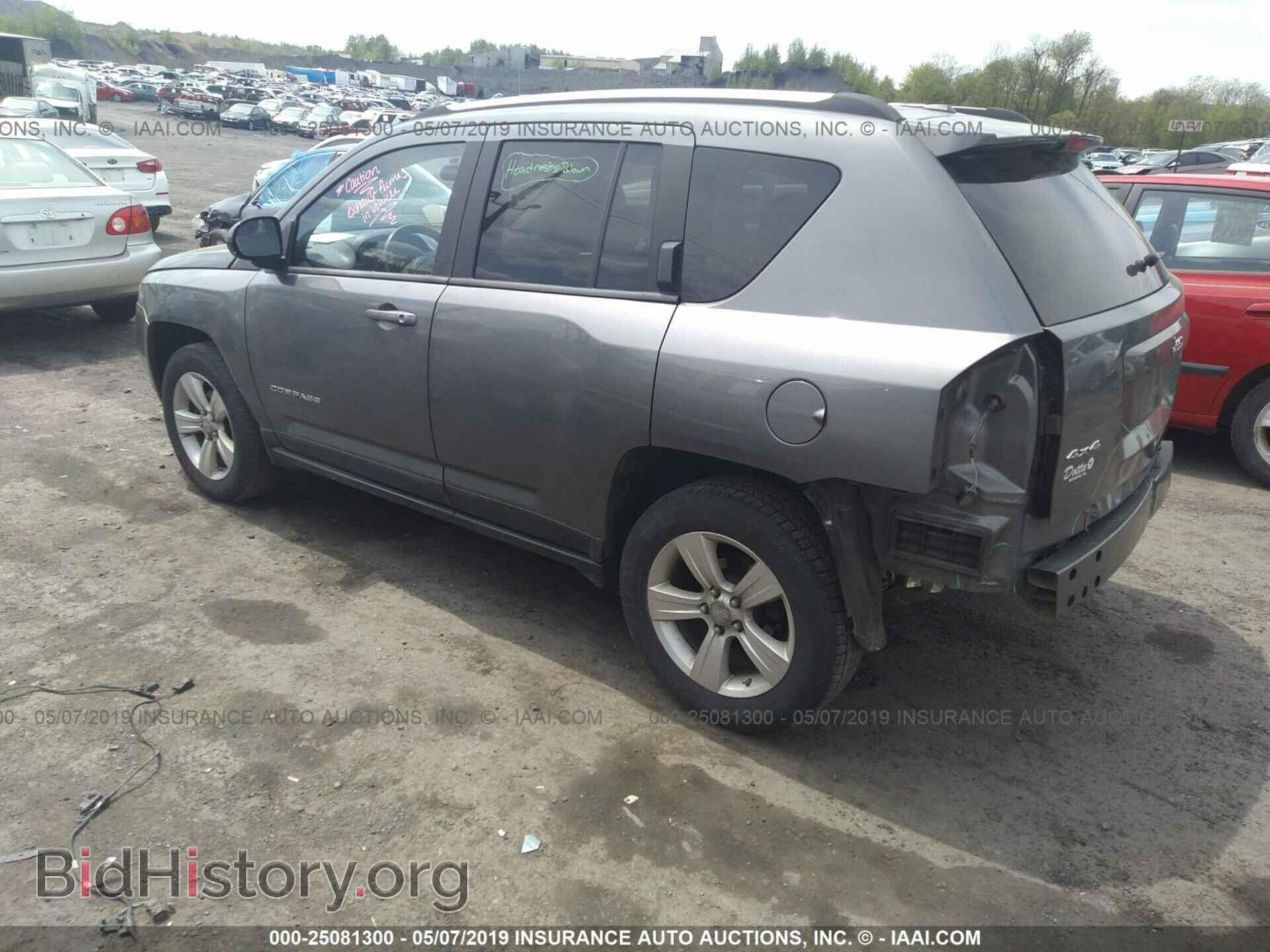 2011 JEEP COMPASS - VIN: 1J4NF1FB4BD239463 - Photo 3