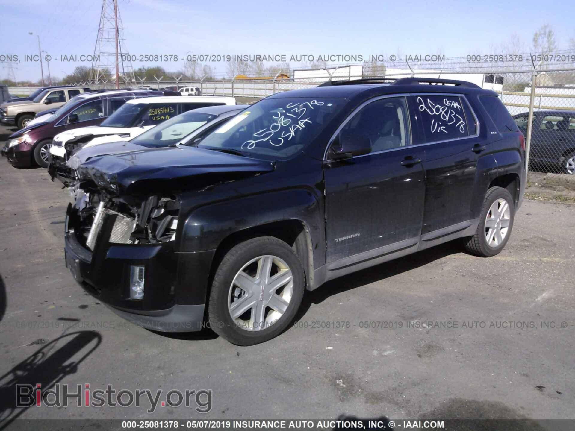 2011 GMC TERRAIN - VIN: 2CTFLSE50B6434838 - Photo 2