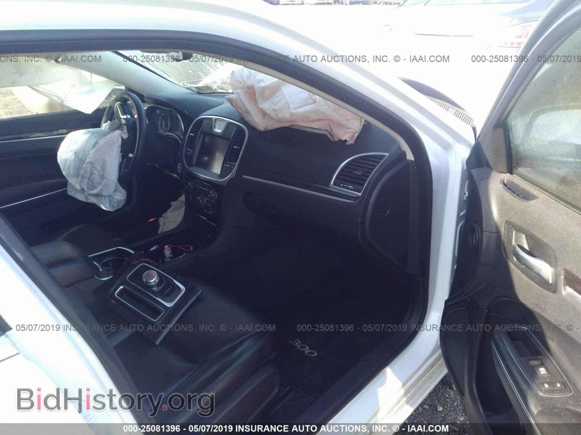 2015 CHRYSLER 300 - VIN: 2C3CCAAG3FH797360 - Фото 5