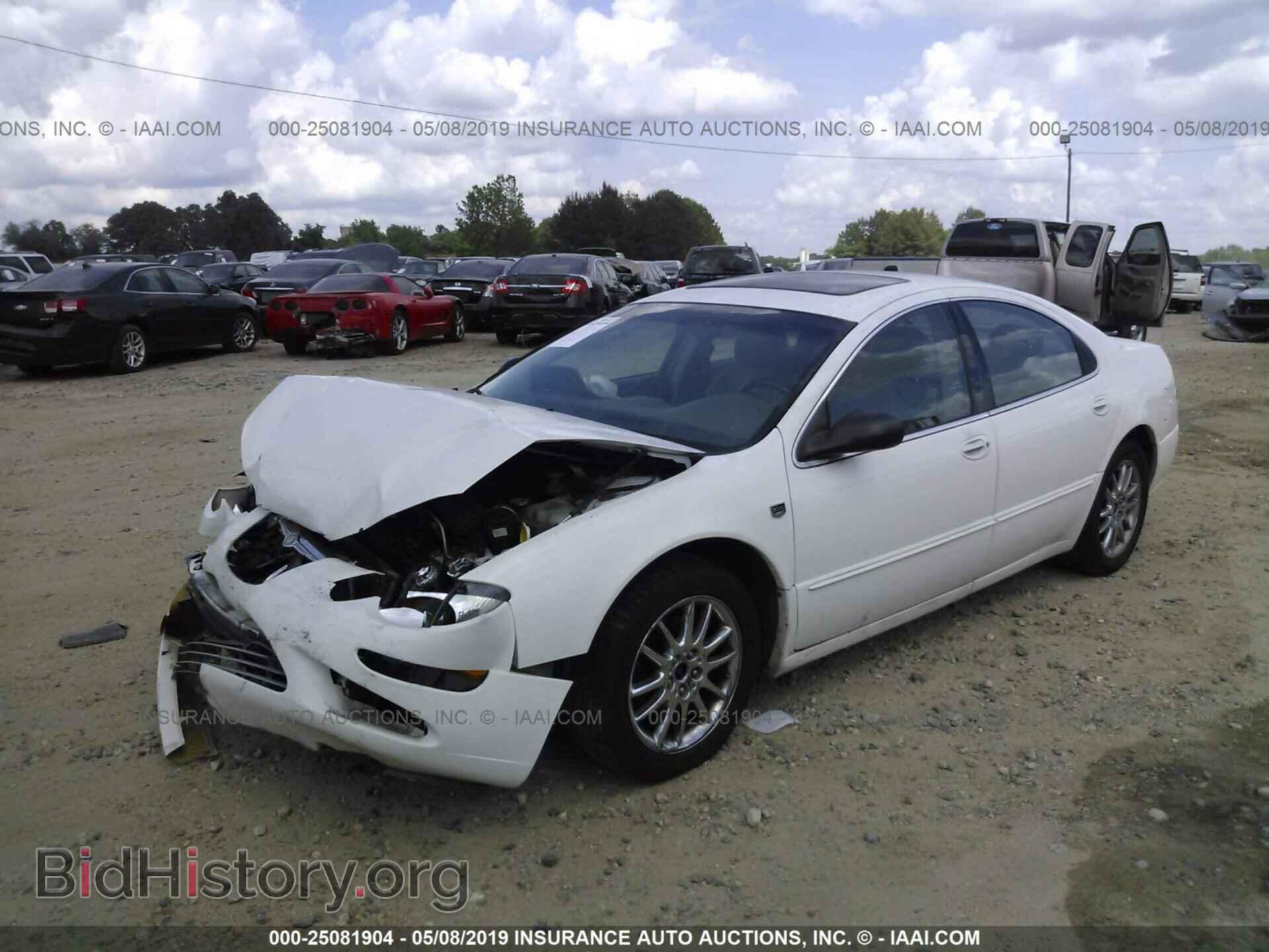 2002 CHRYSLER 300M - VIN: 2C3HE66G62H112607 - Photo 2