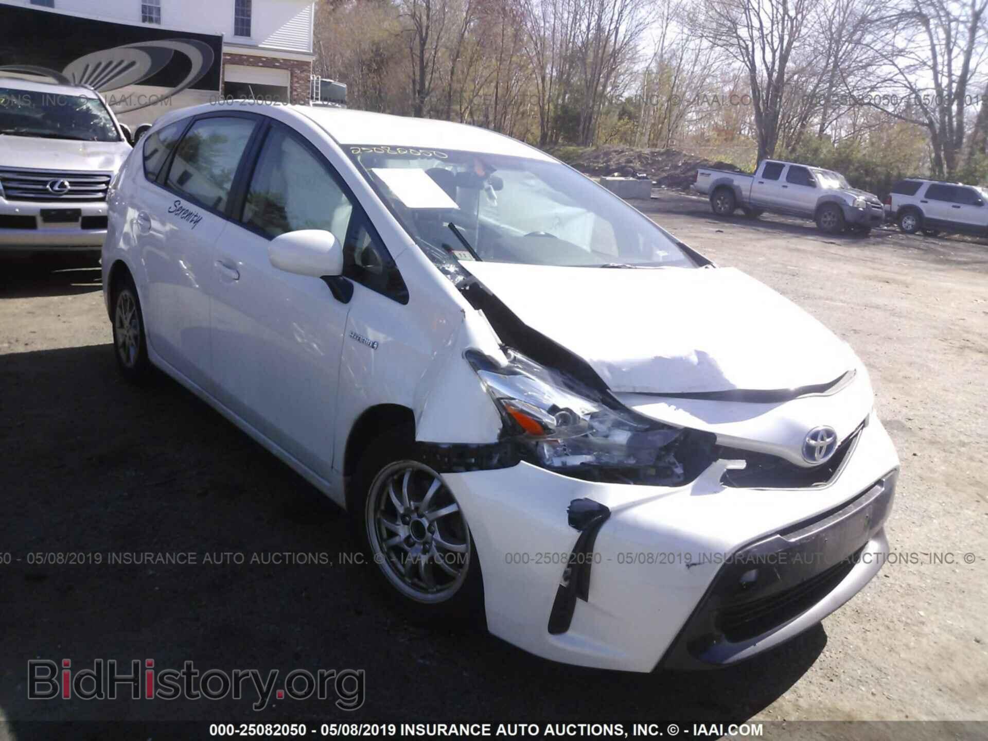 Фотография JTDZN3EU7FJ034459 - TOYOTA PRIUS V 2015