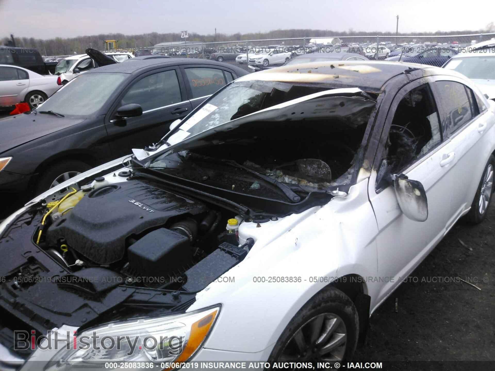 2012 CHRYSLER 200 - VIN: 1C3CCBBG6CN239672 - Фото 6