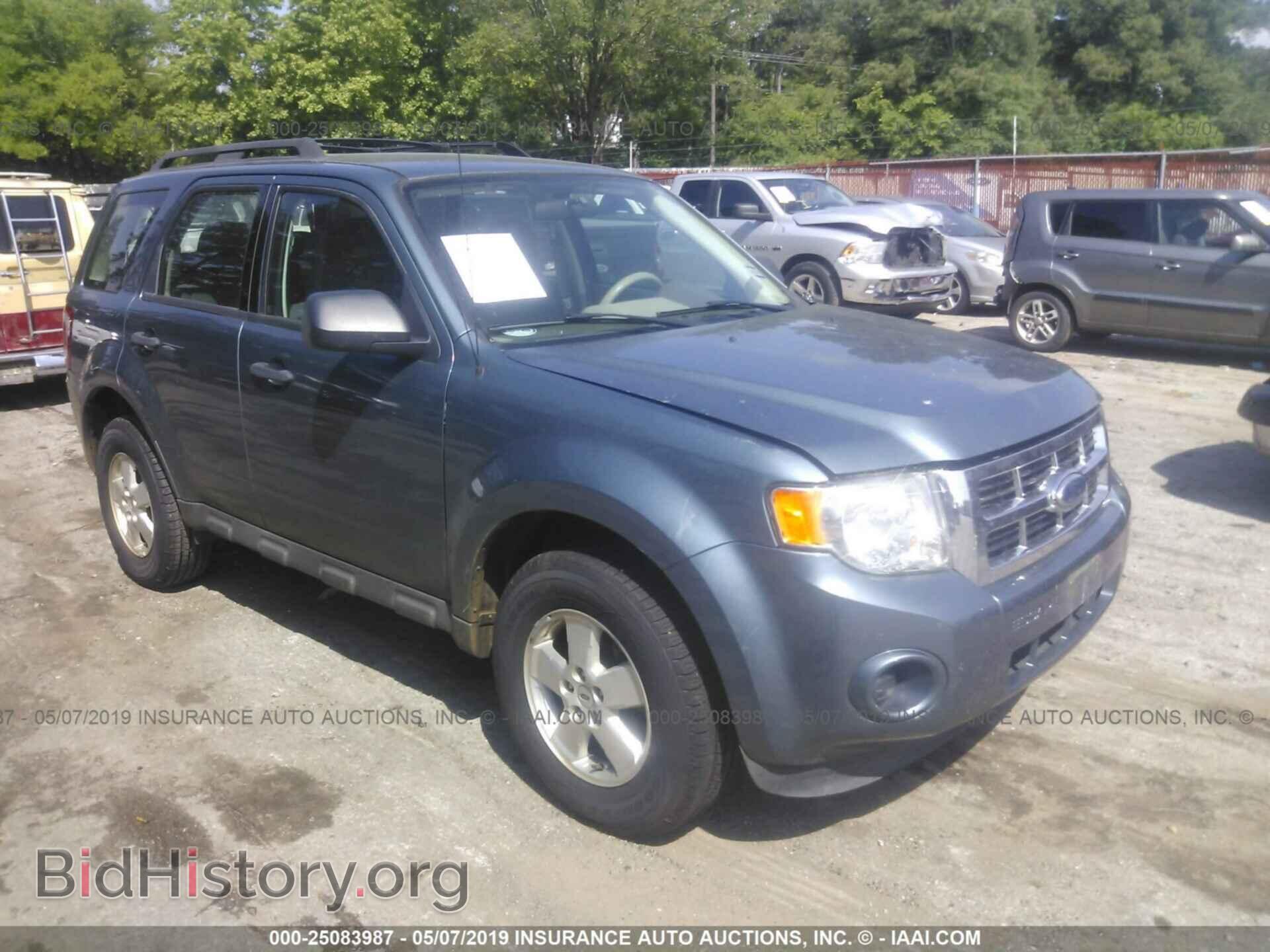 Фотография 1FMCU0C75CKA75310 - FORD ESCAPE 2012