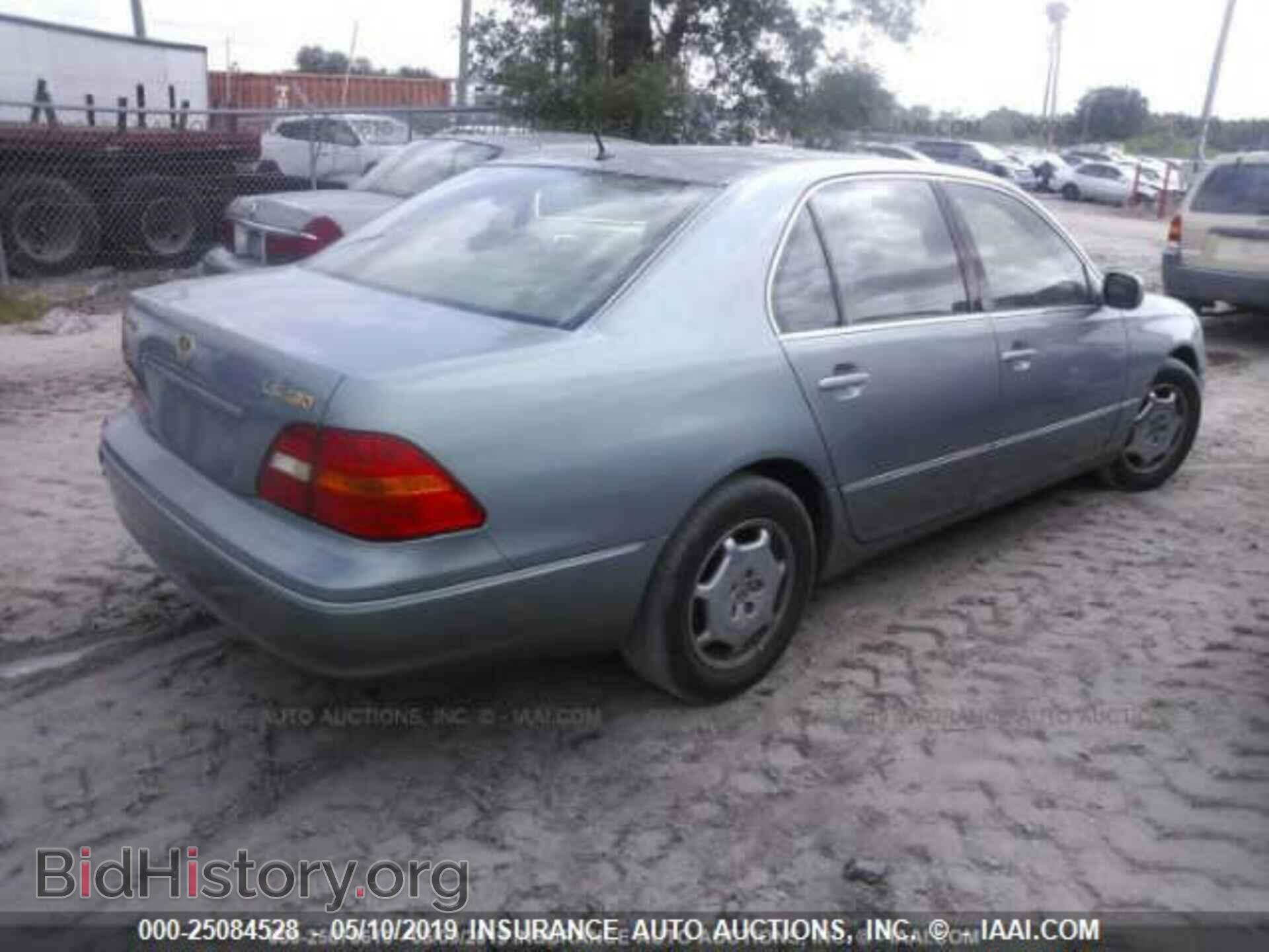 2001 LEXUS LS - VIN: JTHBN30F010041762 - Photo 4