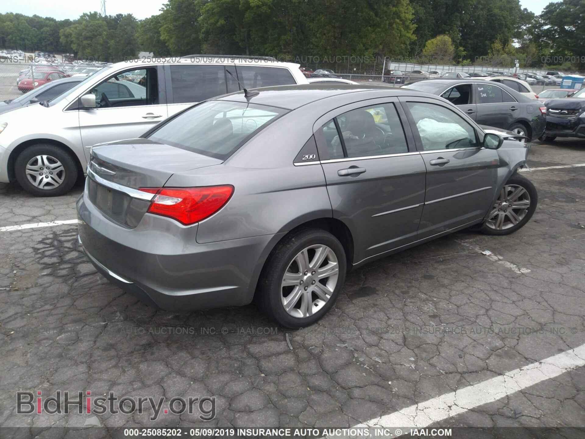 2012 CHRYSLER 200 - VIN: 1C3CCBAB4CN208071 - Фото 4