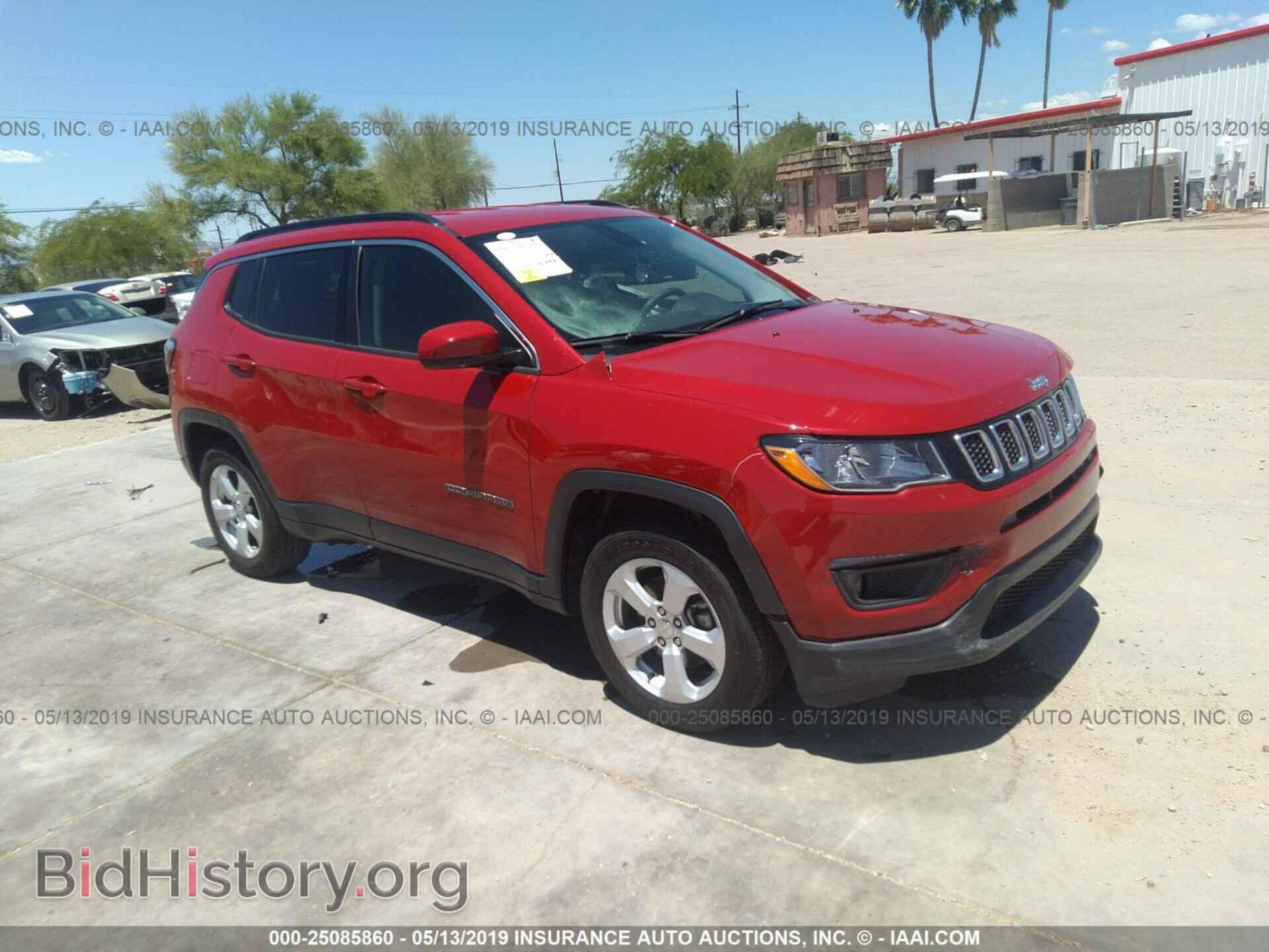 Photo 3C4NJCBB2HT694126 - JEEP COMPASS 2017