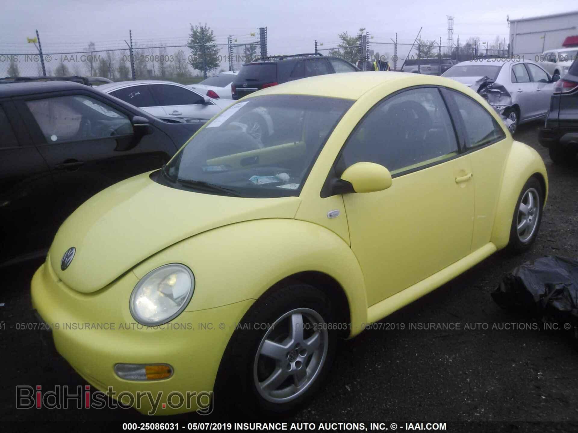 2001 VOLKSWAGEN NEW BEETLE - VIN: 3VWBS21C21M407465 - Фото 2