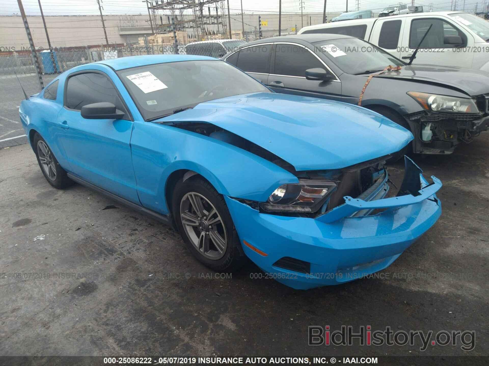Photo 1ZVBP8AM1C5249660 - FORD MUSTANG 2012