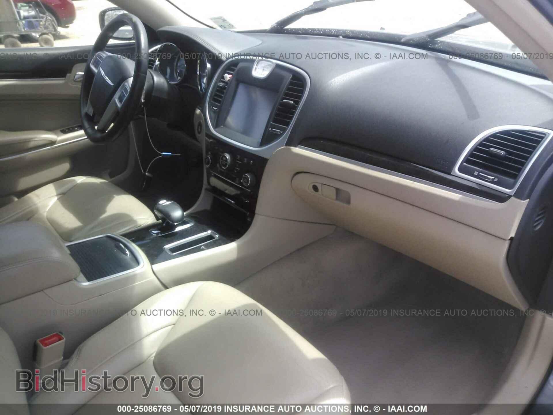 2014 CHRYSLER 300 - VIN: 2C3CCAAG9EH127617 - Фото 5