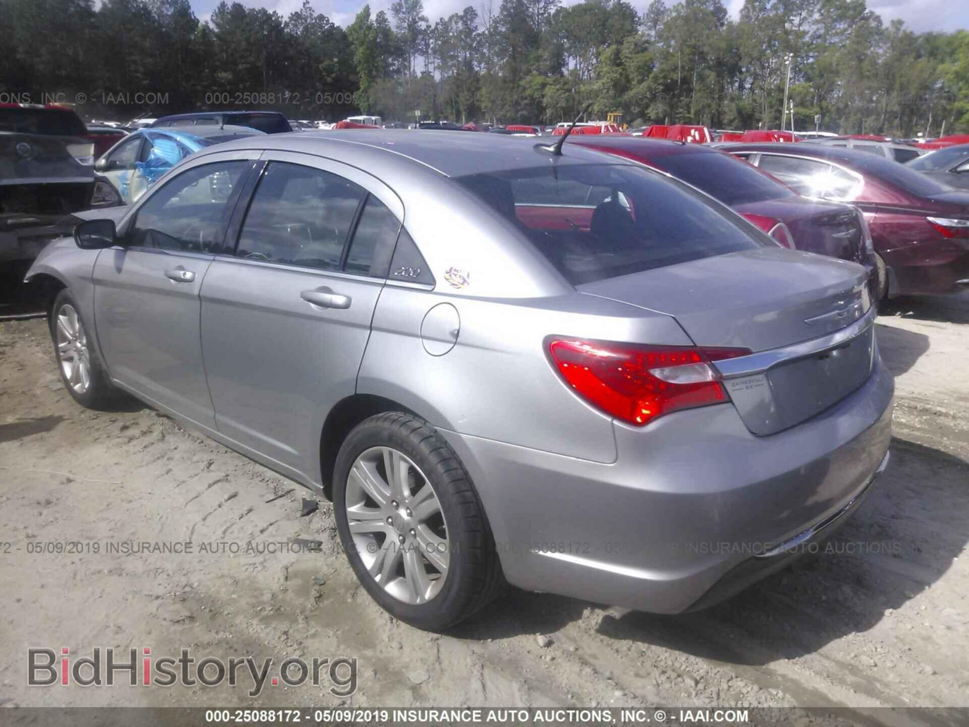 2013 CHRYSLER 200 - VIN: 1C3CCBAB1DN670038 - Photo 3